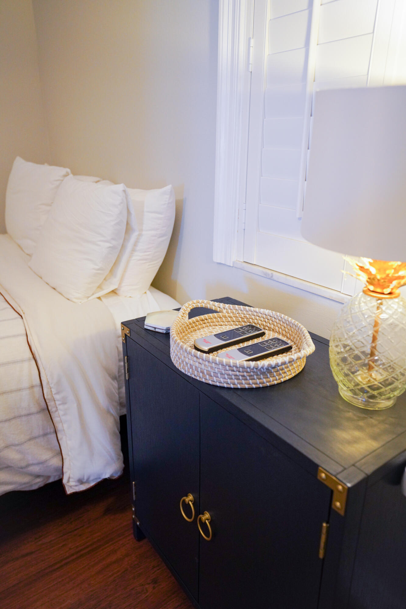 SHORELINE TOWERS 1 - Residential