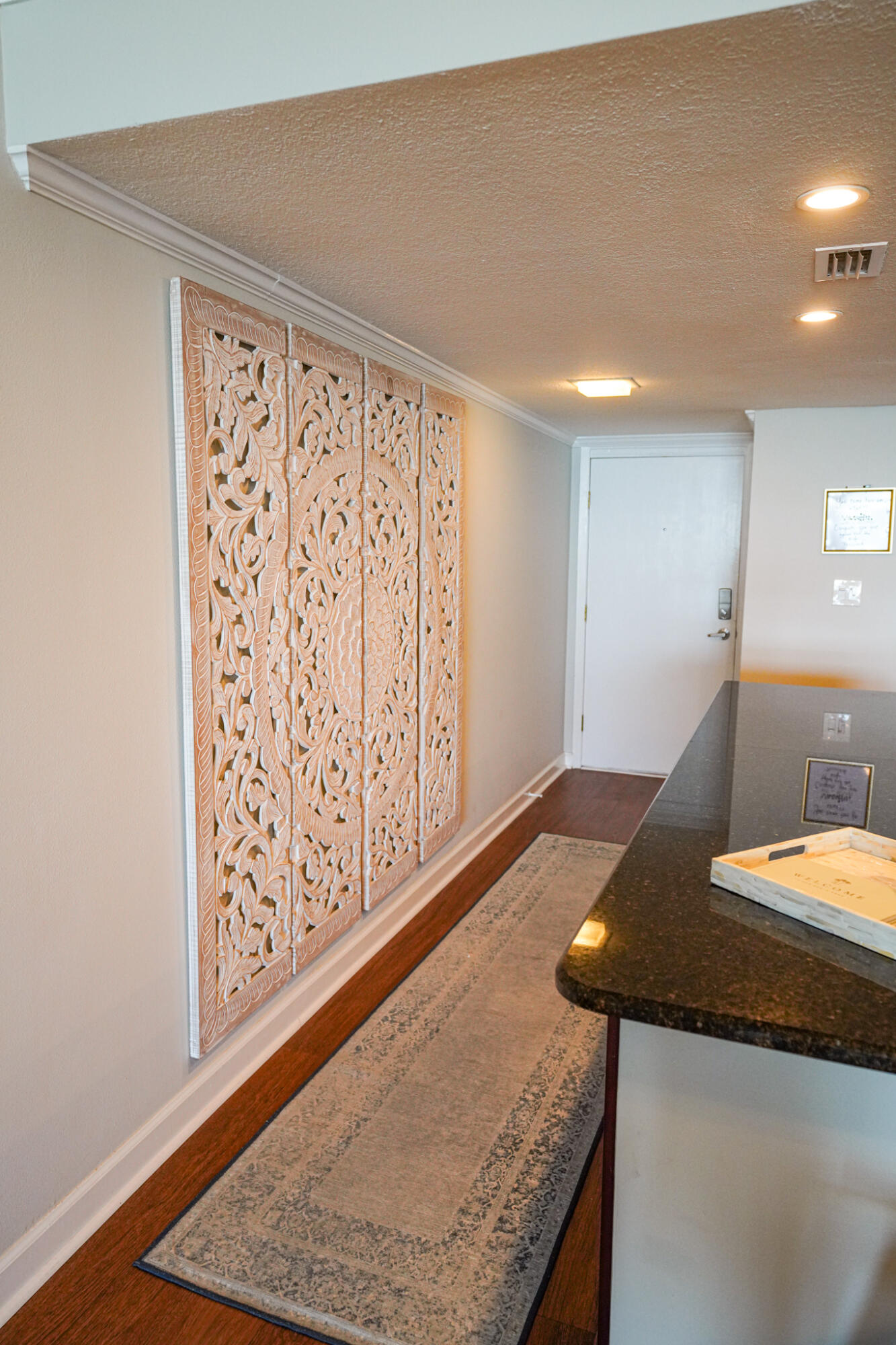 SHORELINE TOWERS 1 - Residential