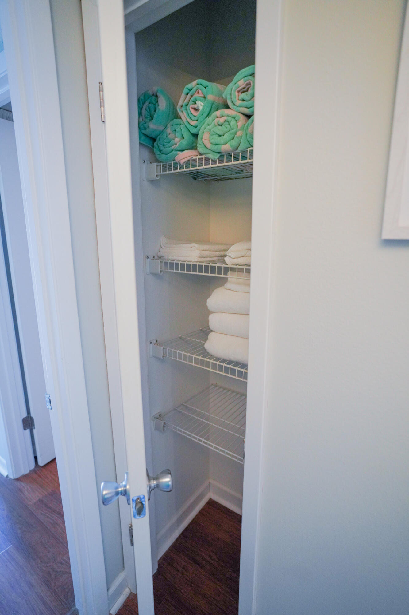 SHORELINE TOWERS 1 - Residential