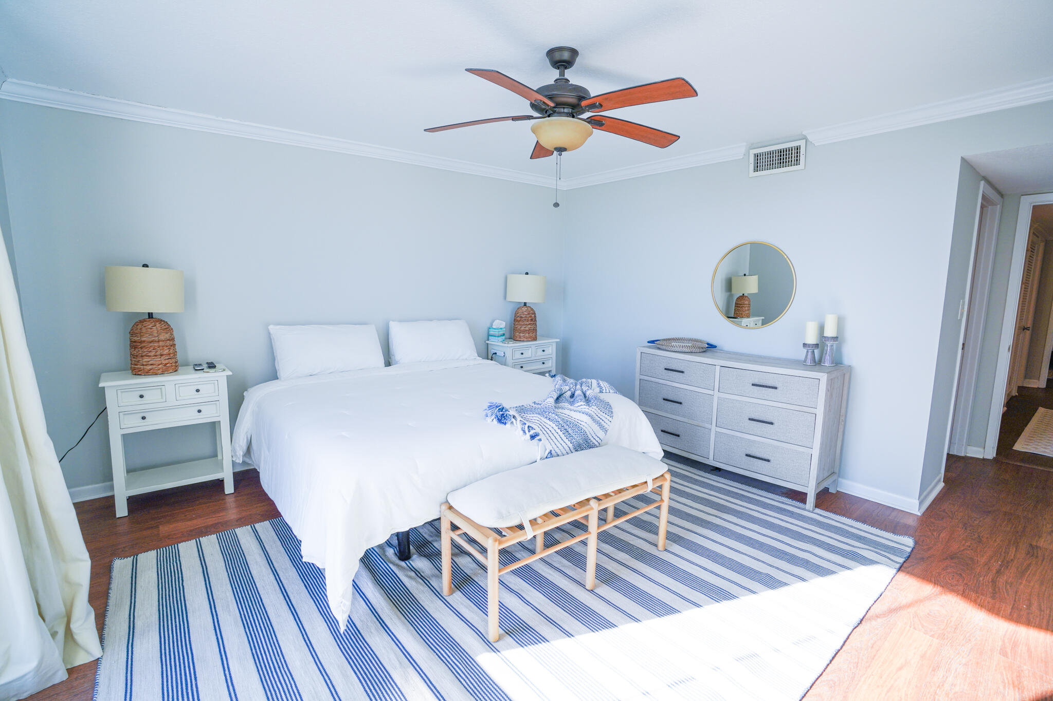 SHORELINE TOWERS 1 - Residential