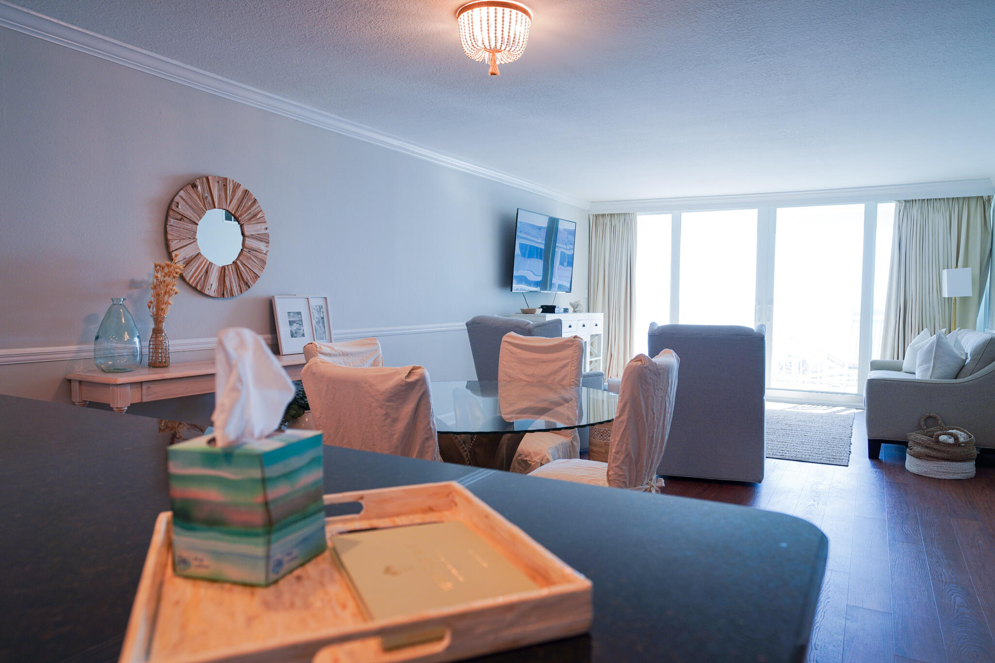 SHORELINE TOWERS 1 - Residential