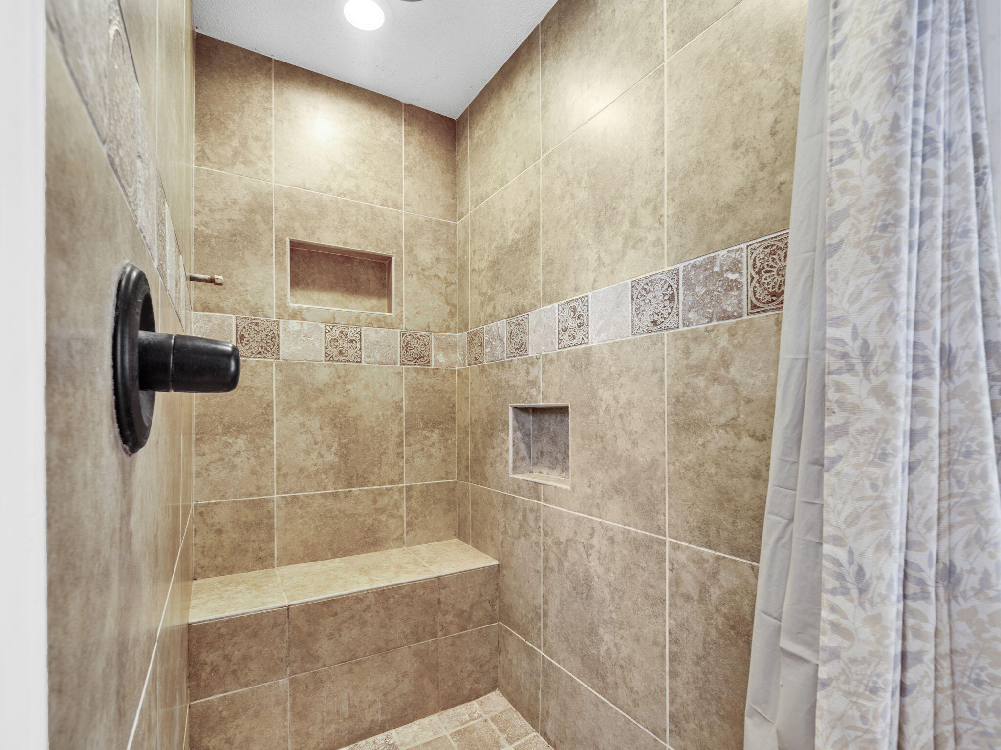 VESTA HEIGHTS 2ND ADDN - Residential