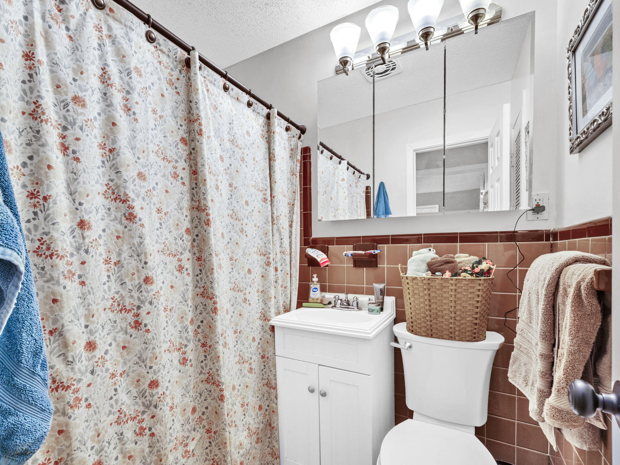 VESTA HEIGHTS 2ND ADDN - Residential