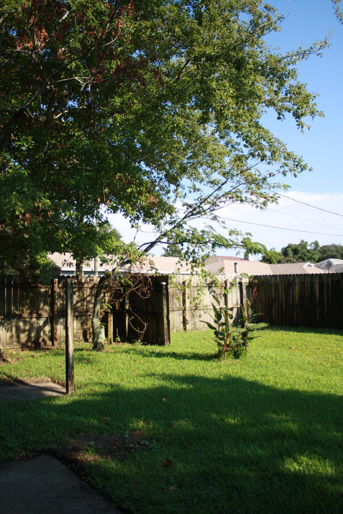 GULF MANOR 1ST ADDN - Residential