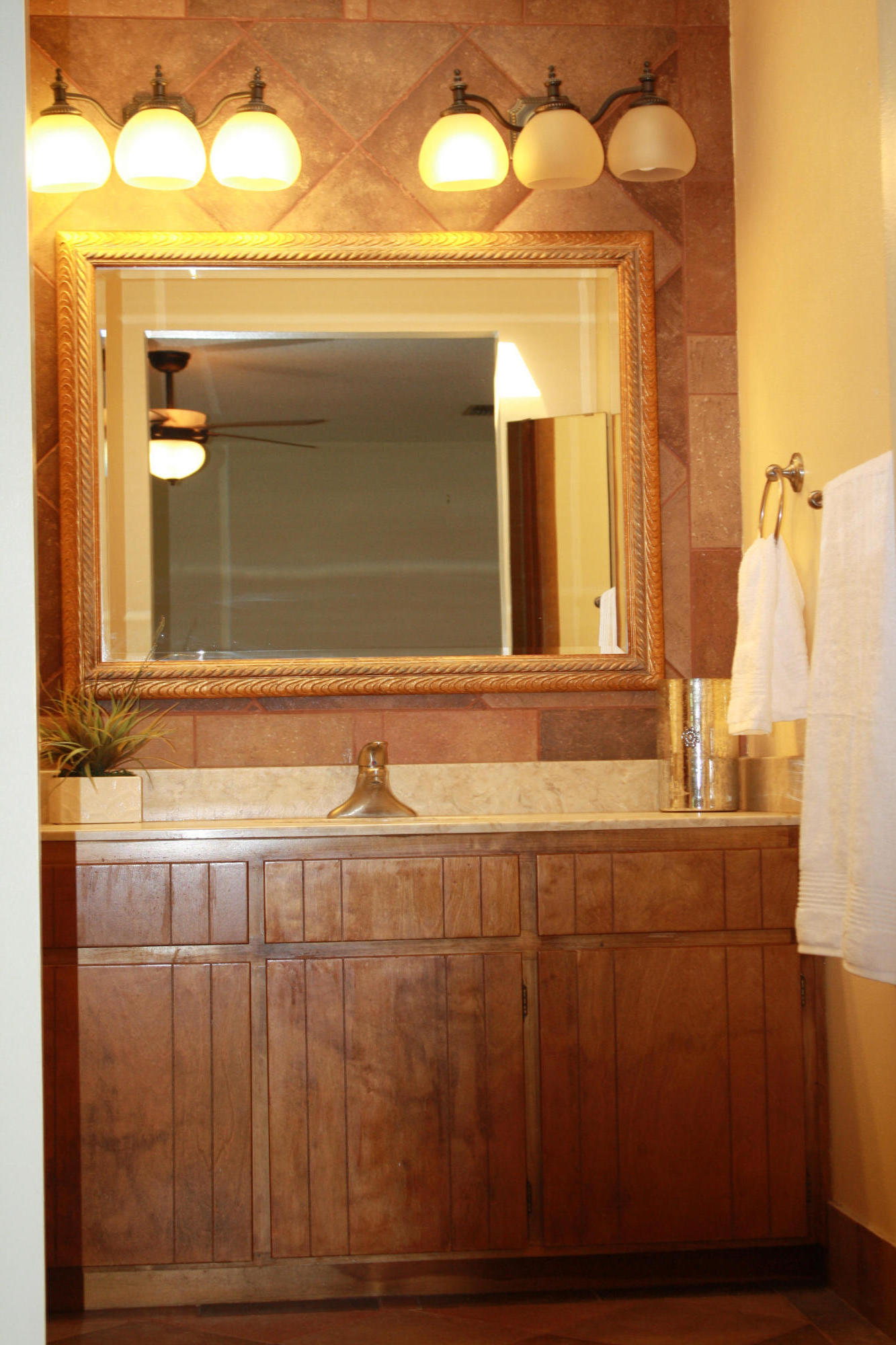 GULF MANOR 1ST ADDN - Residential