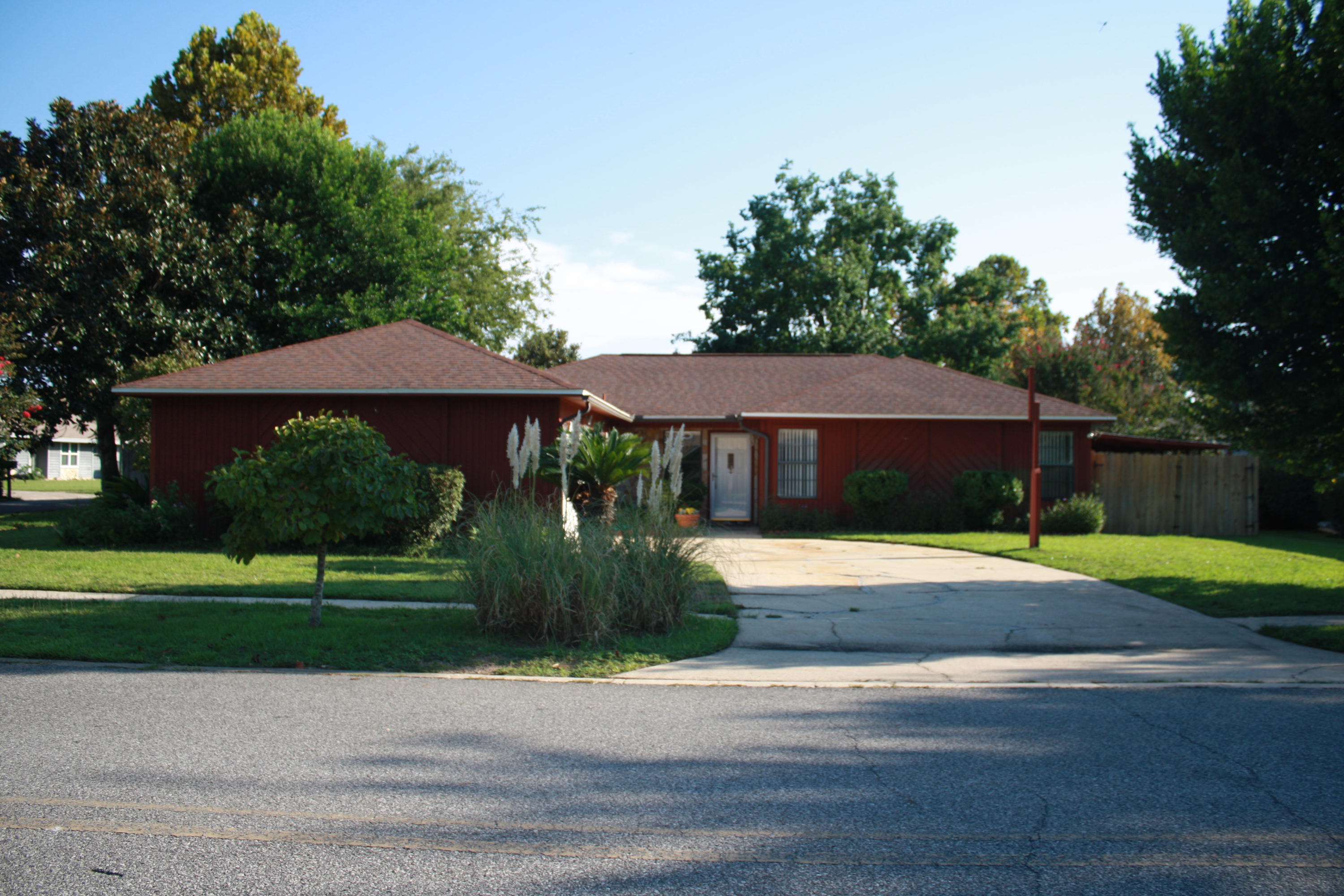 GULF MANOR 1ST ADDN - Residential