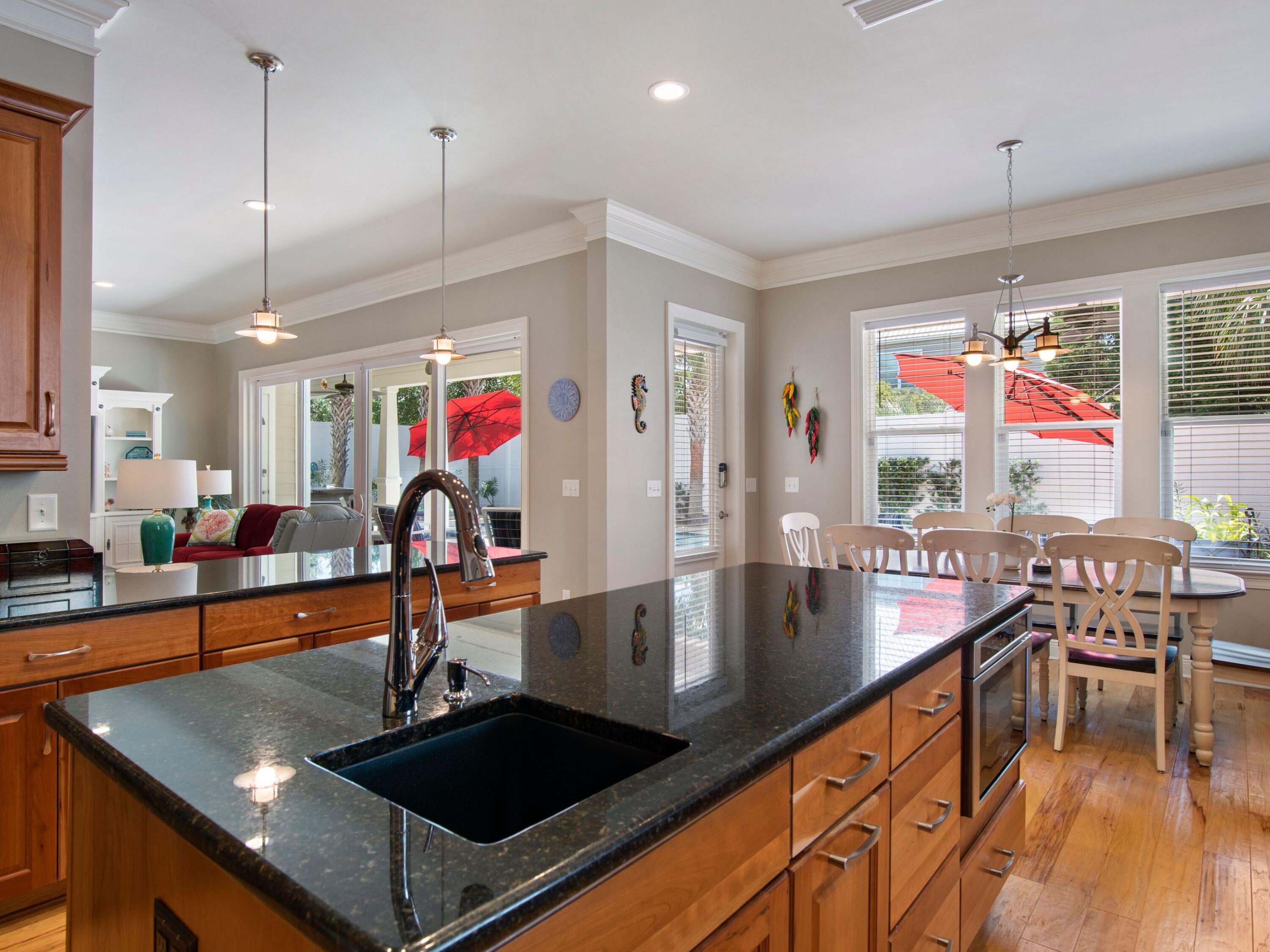 CRYSTAL BEACH - Residential