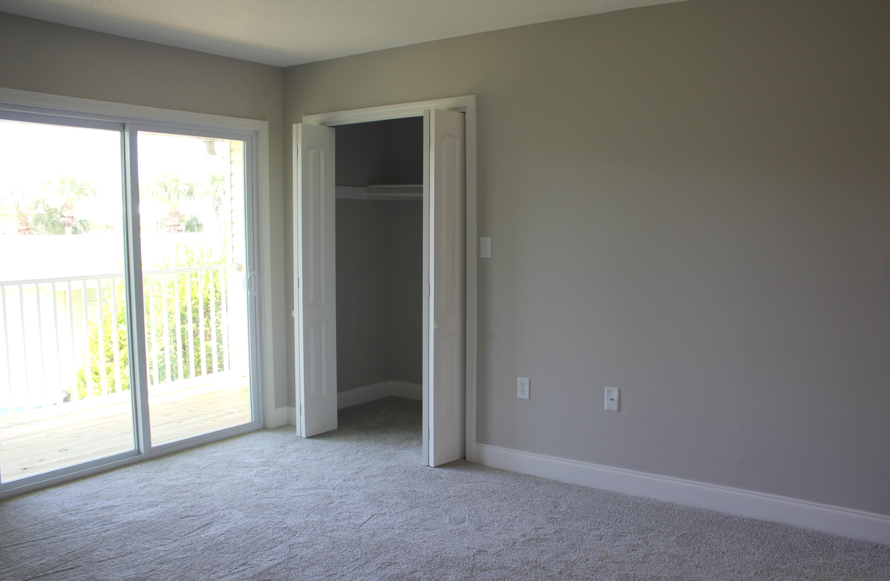 SUMMERHOUSE T/H - Residential