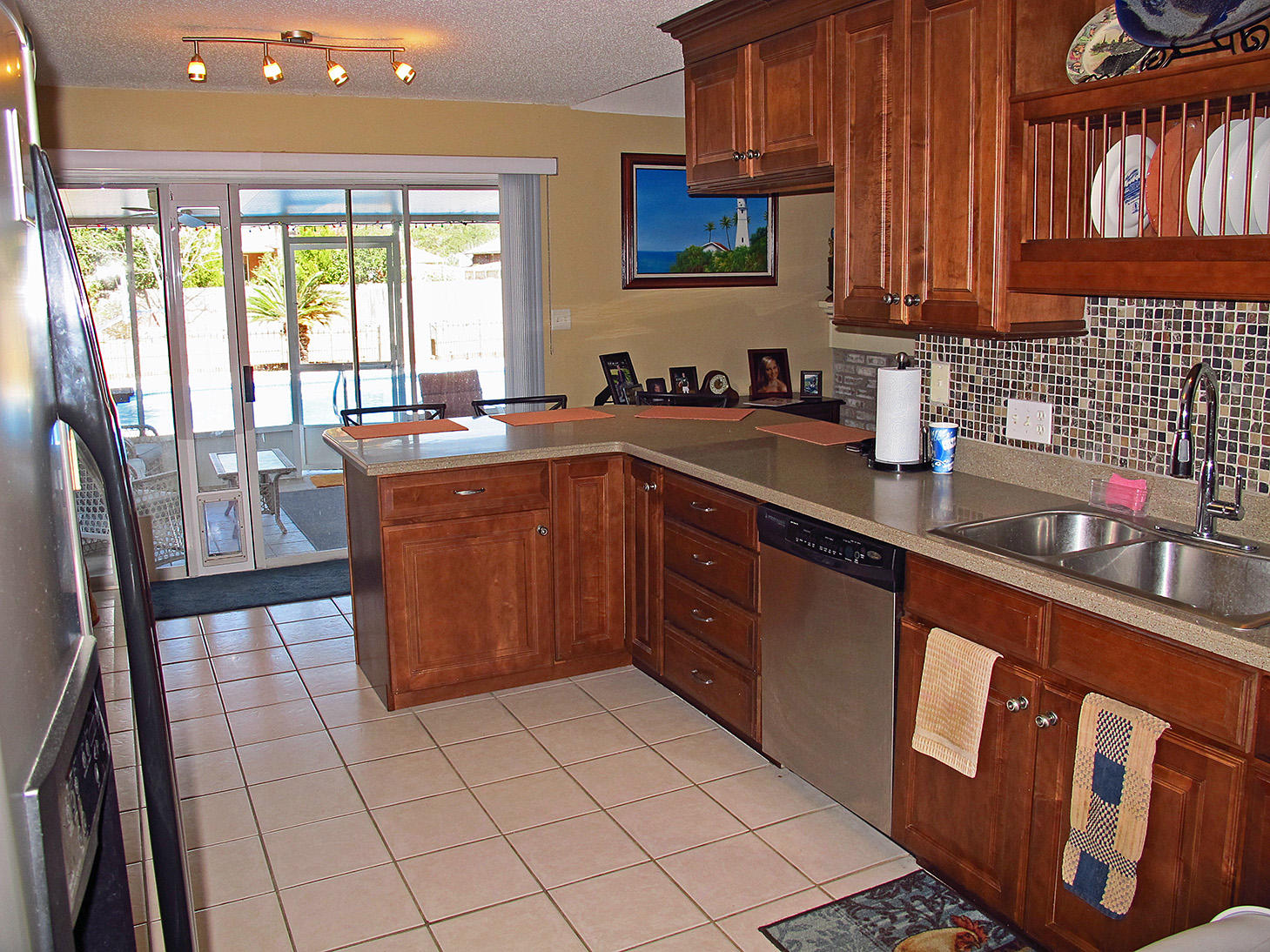 HIDDEN CREEK AT HOLLEY BY THE SEA - Residential