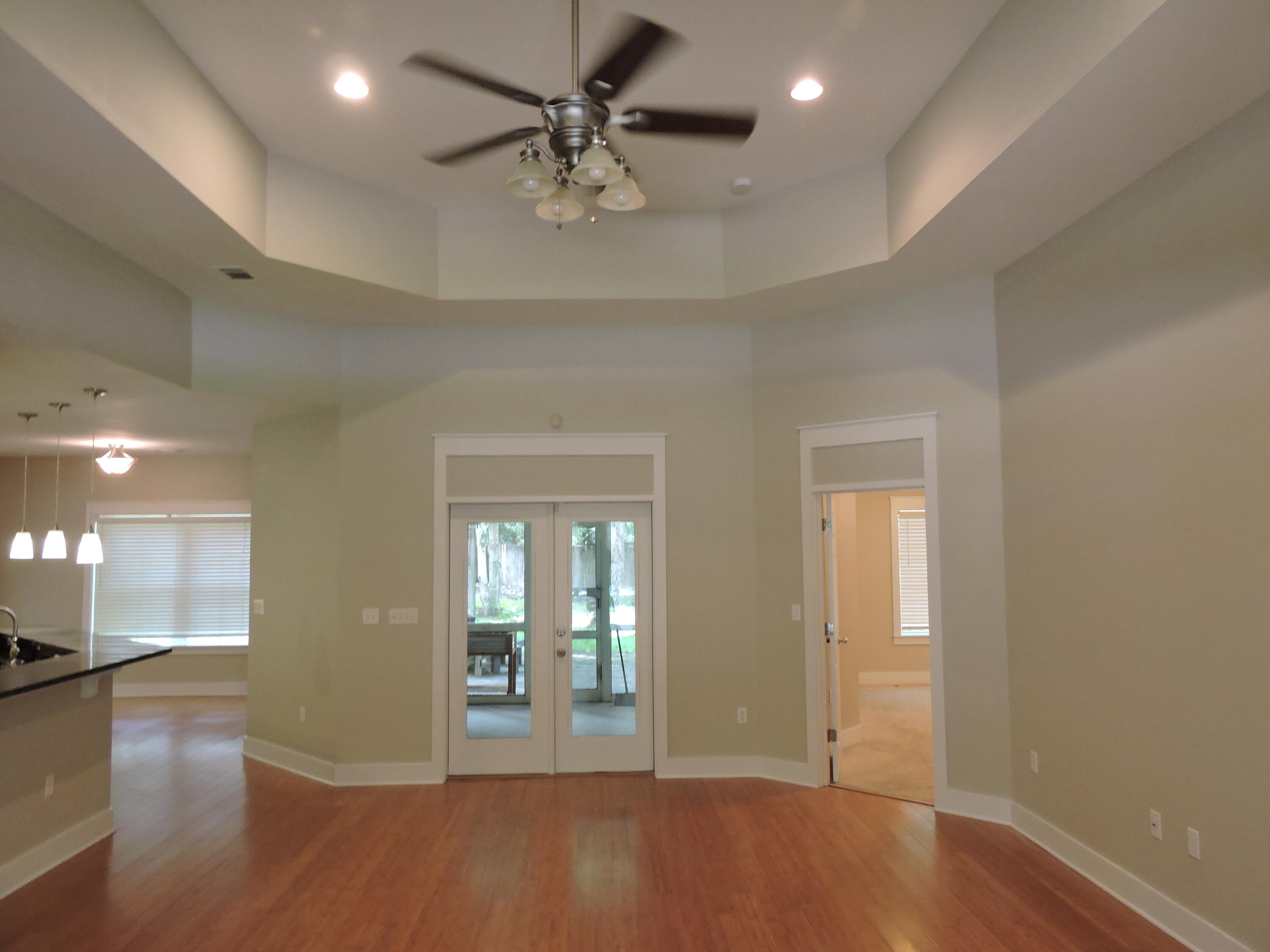 FOXWOOD ESTATES 1 - Residential Lease