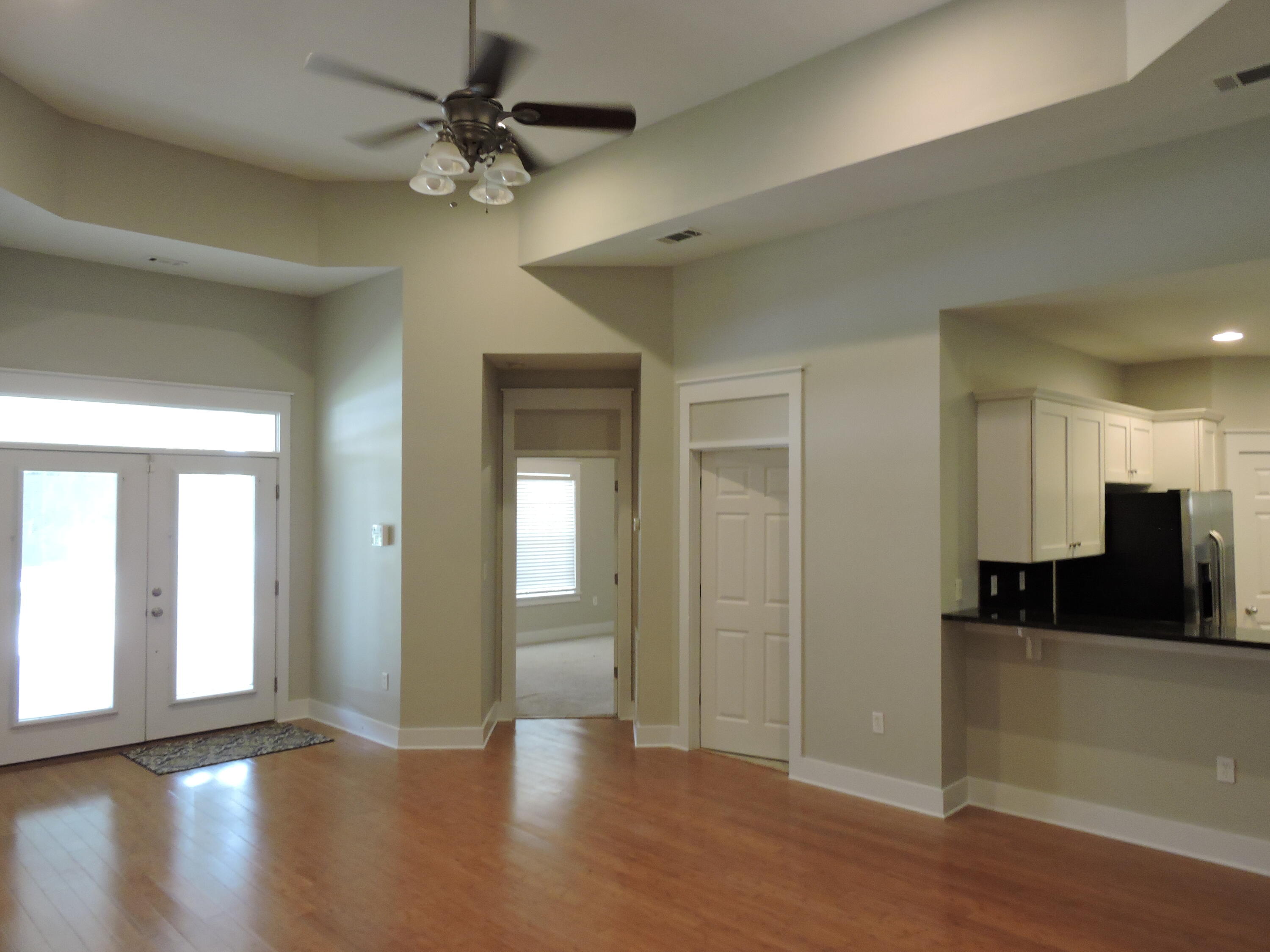 FOXWOOD ESTATES 1 - Residential Lease