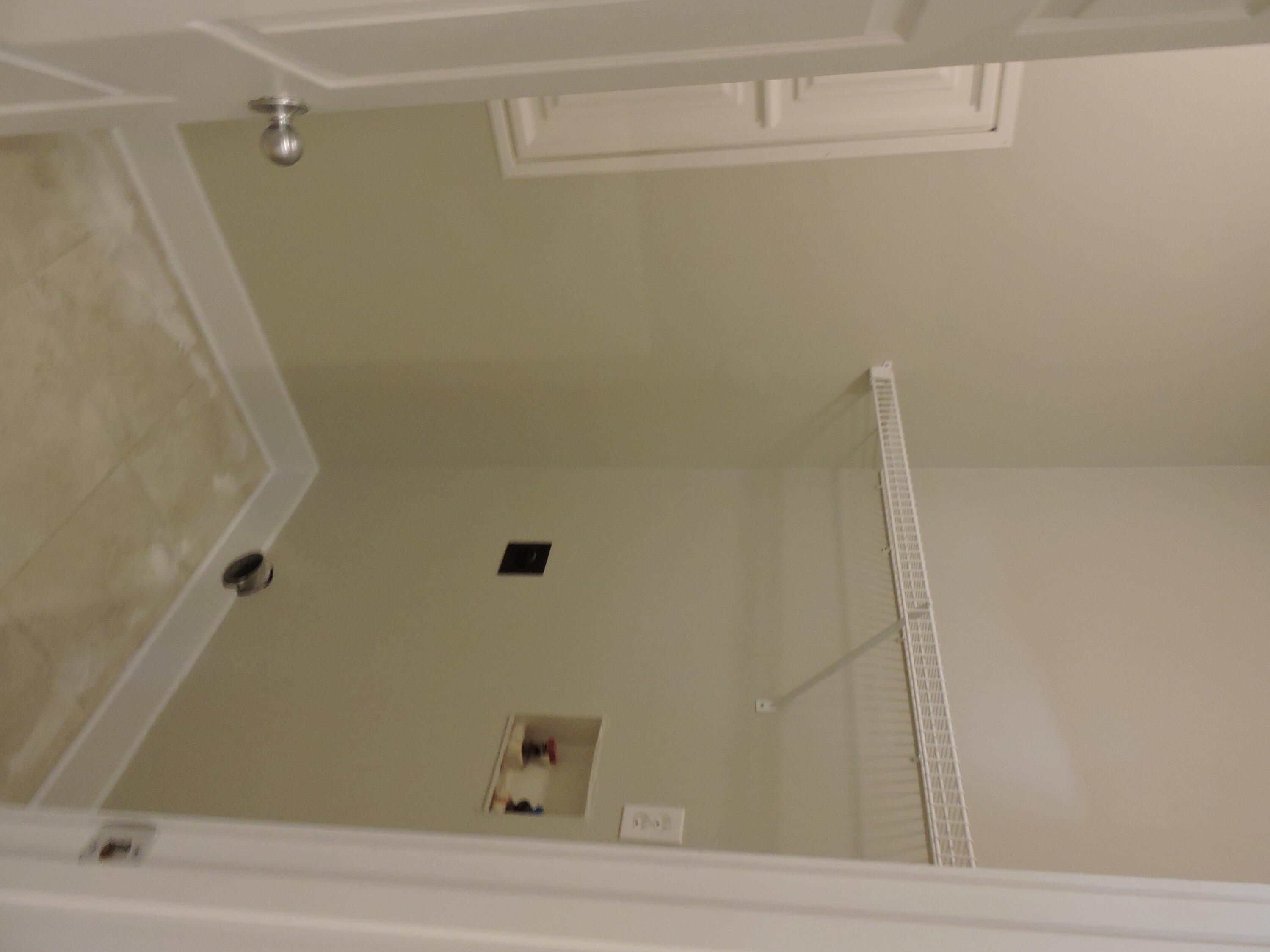FOXWOOD ESTATES 1 - Residential Lease