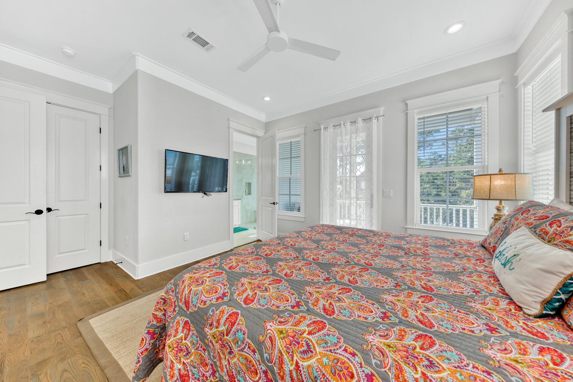 LAKESIDE AT BLUE MOUNTAIN BEACH - Residential