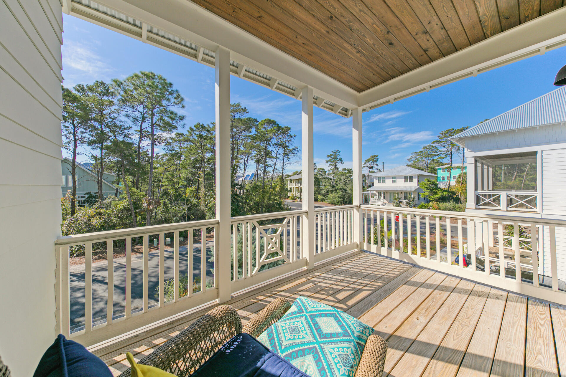 LAKESIDE AT BLUE MOUNTAIN BEACH - Residential