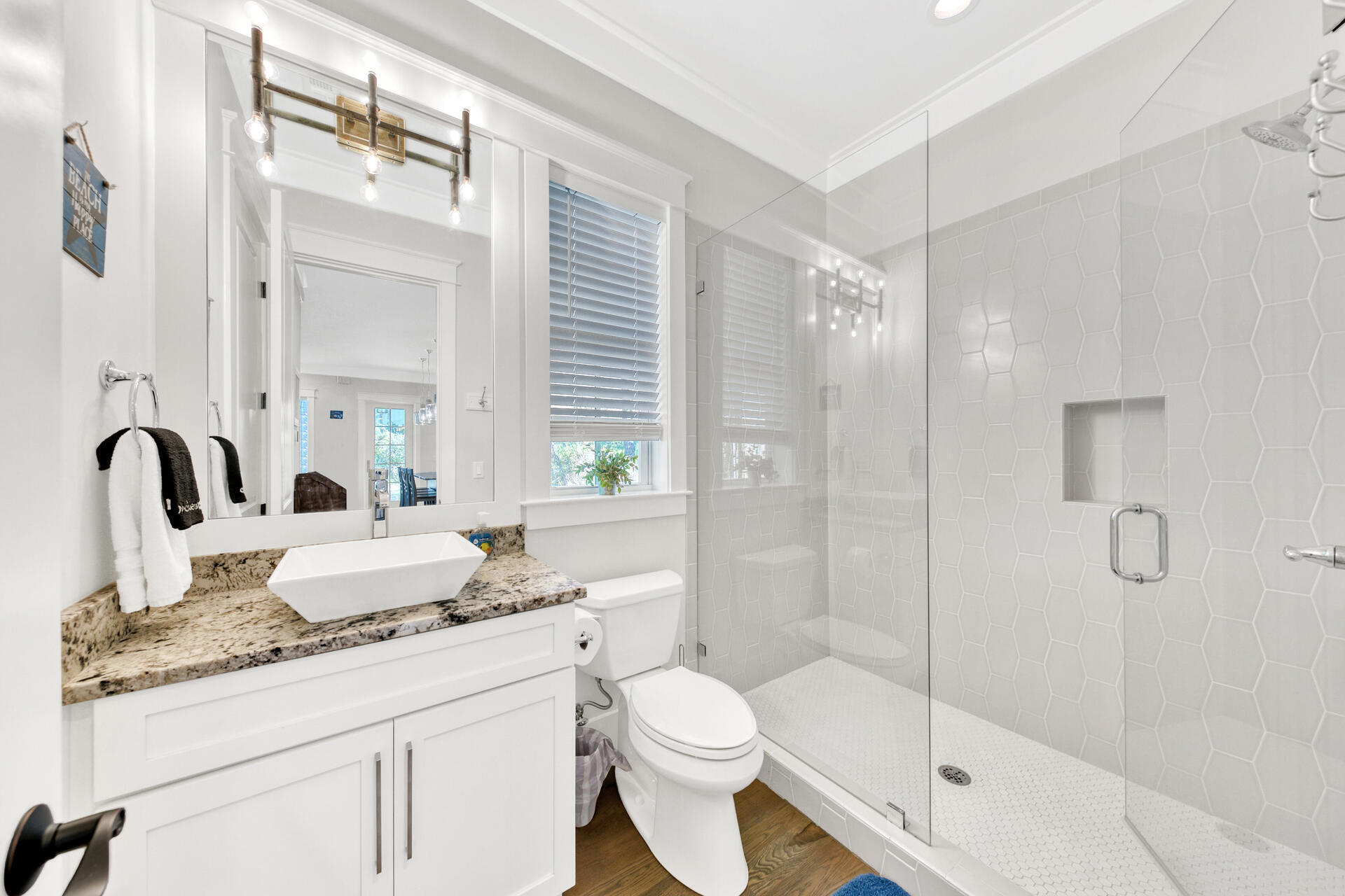 LAKESIDE AT BLUE MOUNTAIN BEACH - Residential