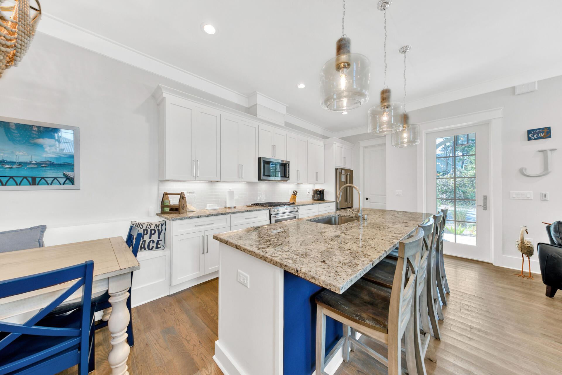 LAKESIDE AT BLUE MOUNTAIN BEACH - Residential