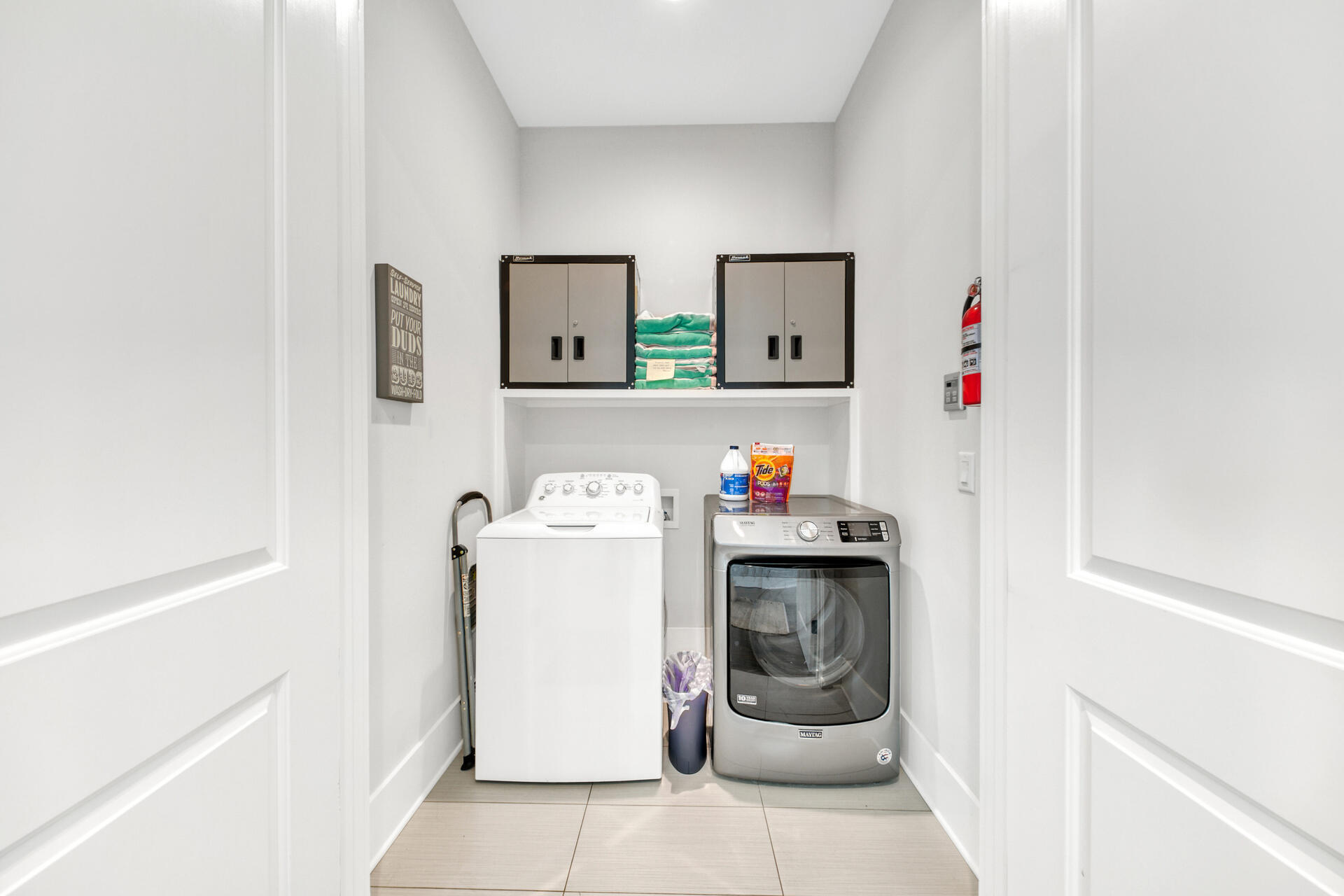 LAKESIDE AT BLUE MOUNTAIN BEACH - Residential