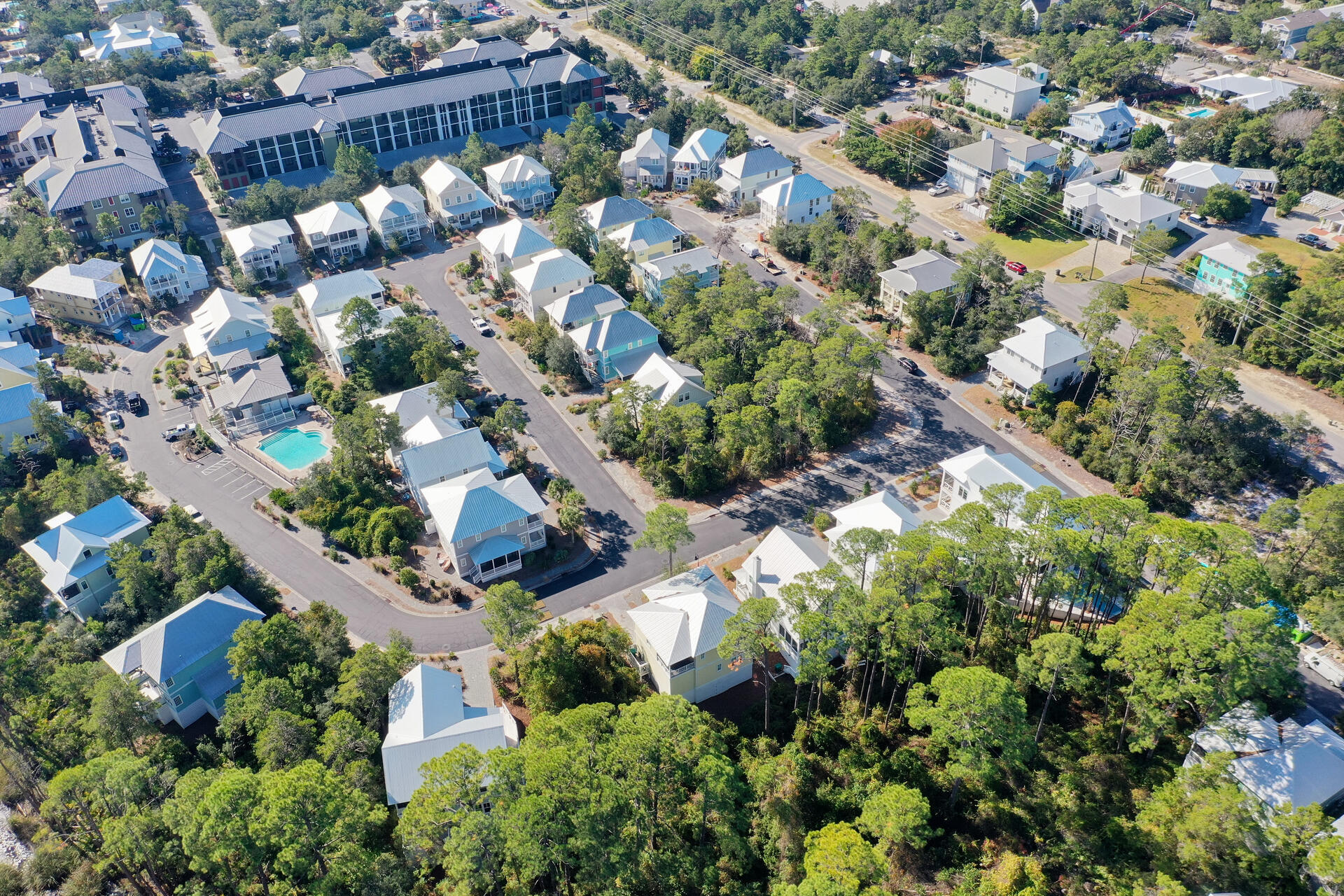 LAKESIDE AT BLUE MOUNTAIN BEACH - Residential