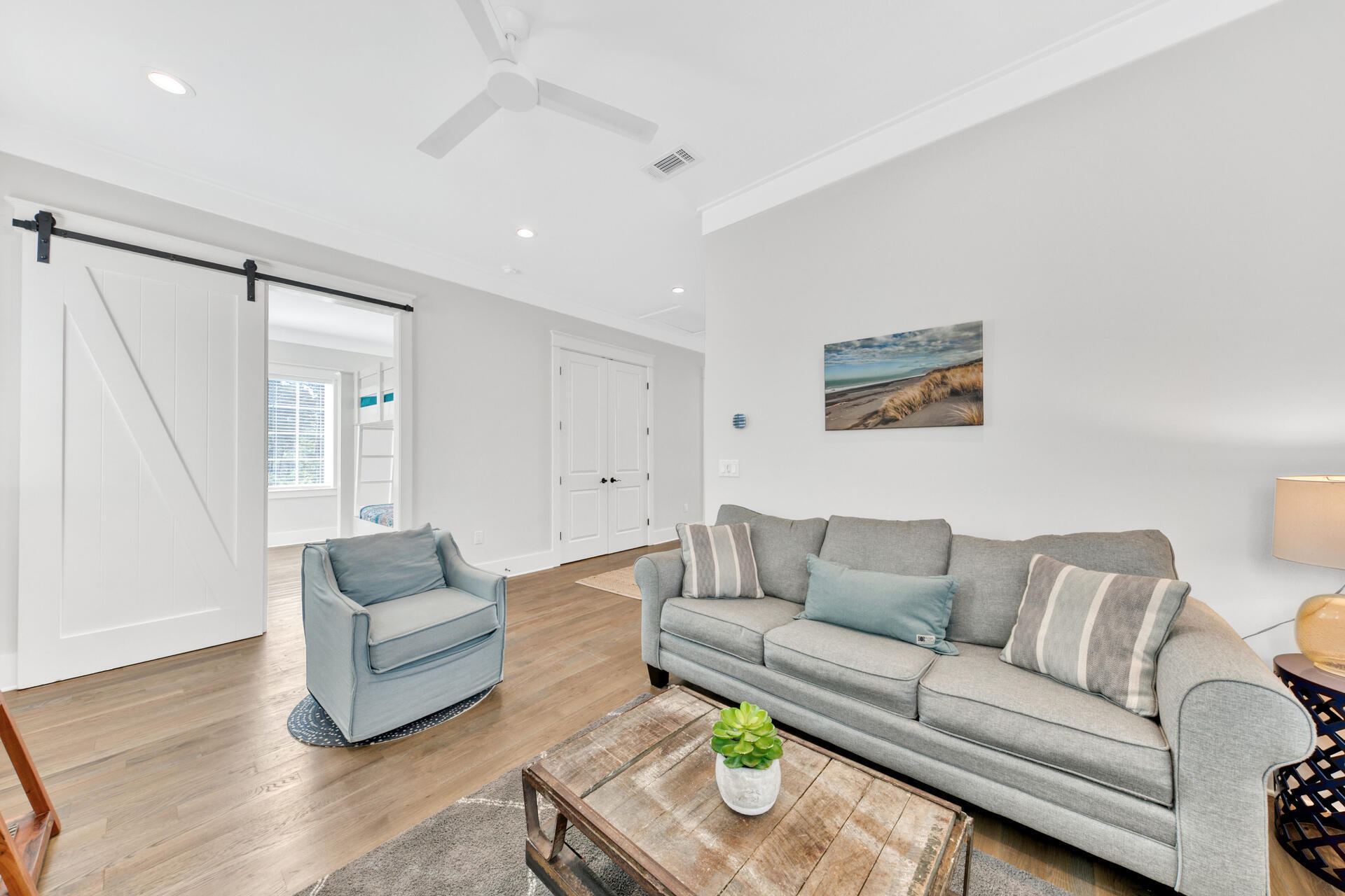 LAKESIDE AT BLUE MOUNTAIN BEACH - Residential