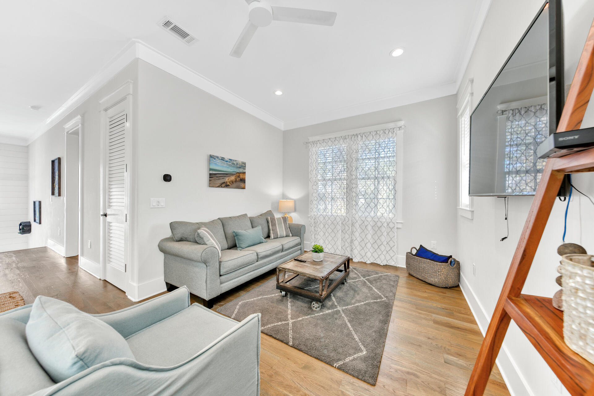 LAKESIDE AT BLUE MOUNTAIN BEACH - Residential