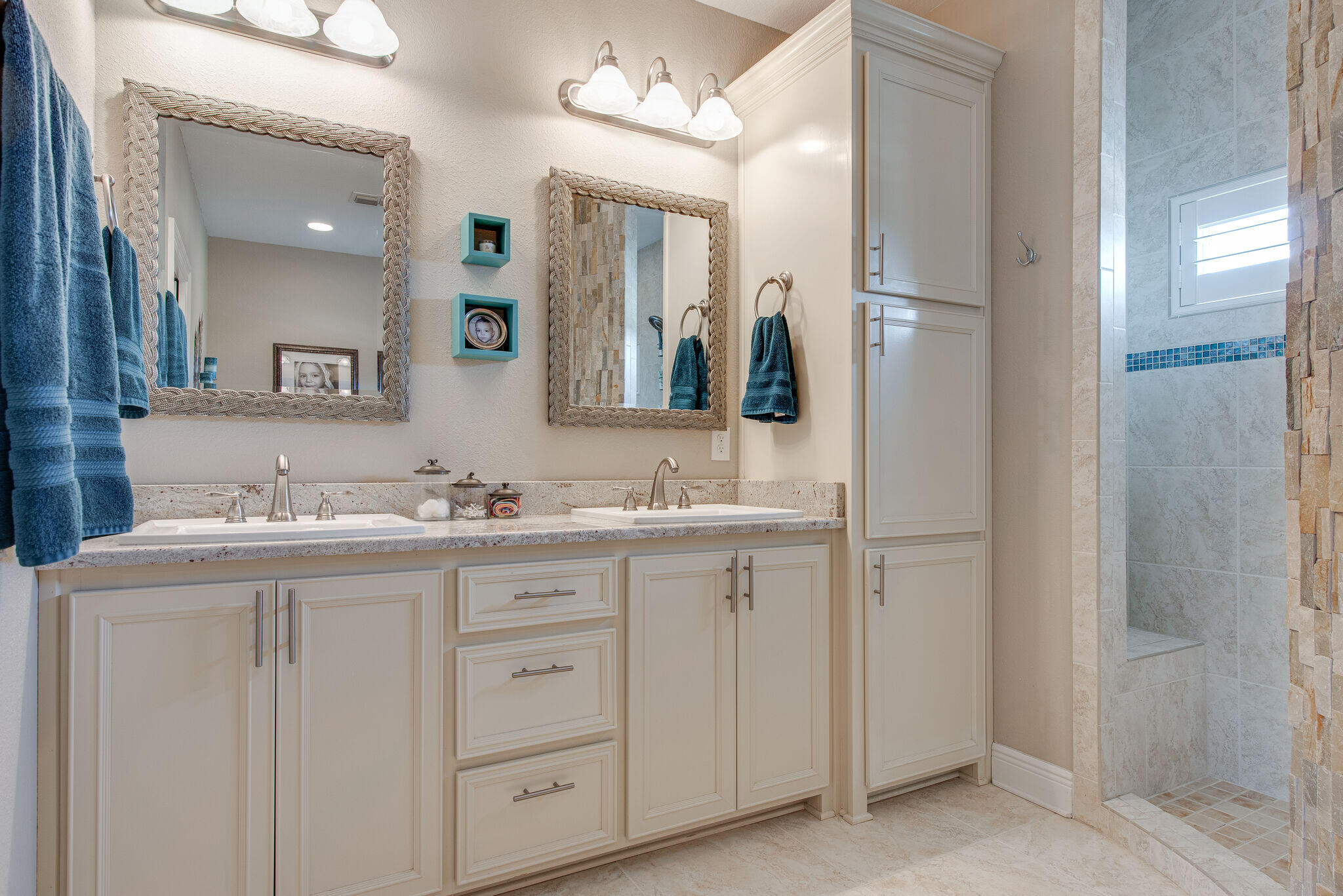 LA FONTAINE PHASE 1 - Residential