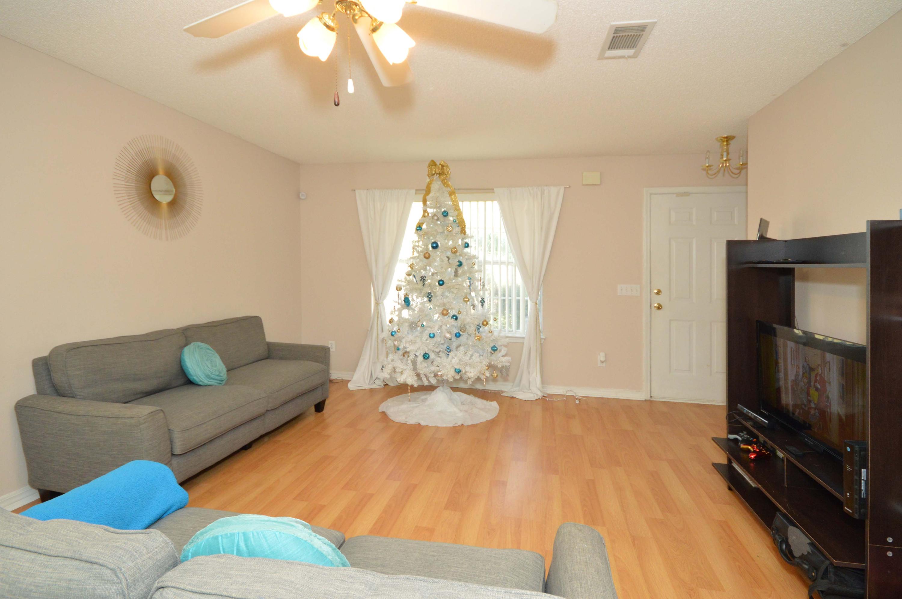 VINEYARD THE - Residential