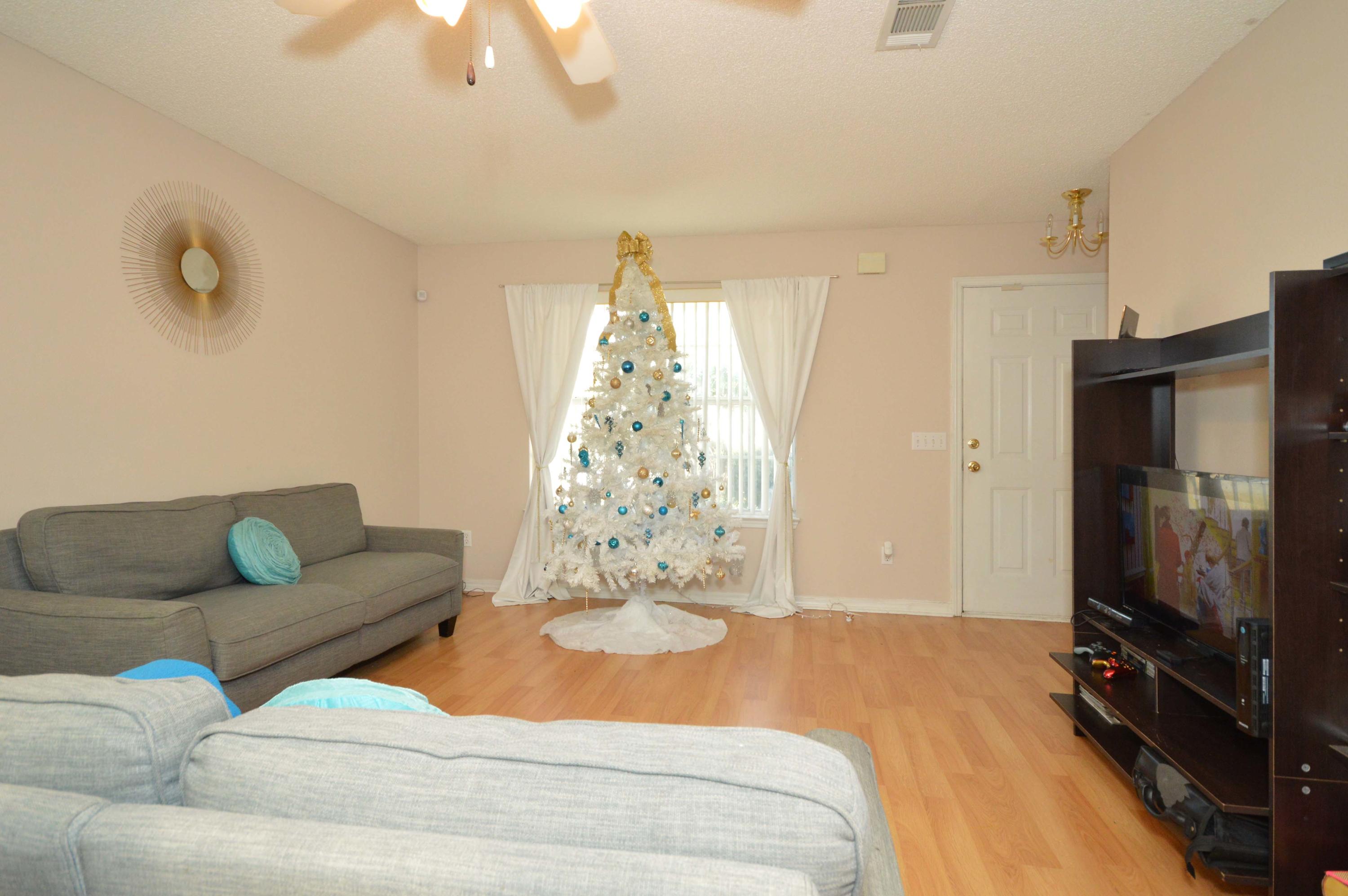 VINEYARD THE - Residential