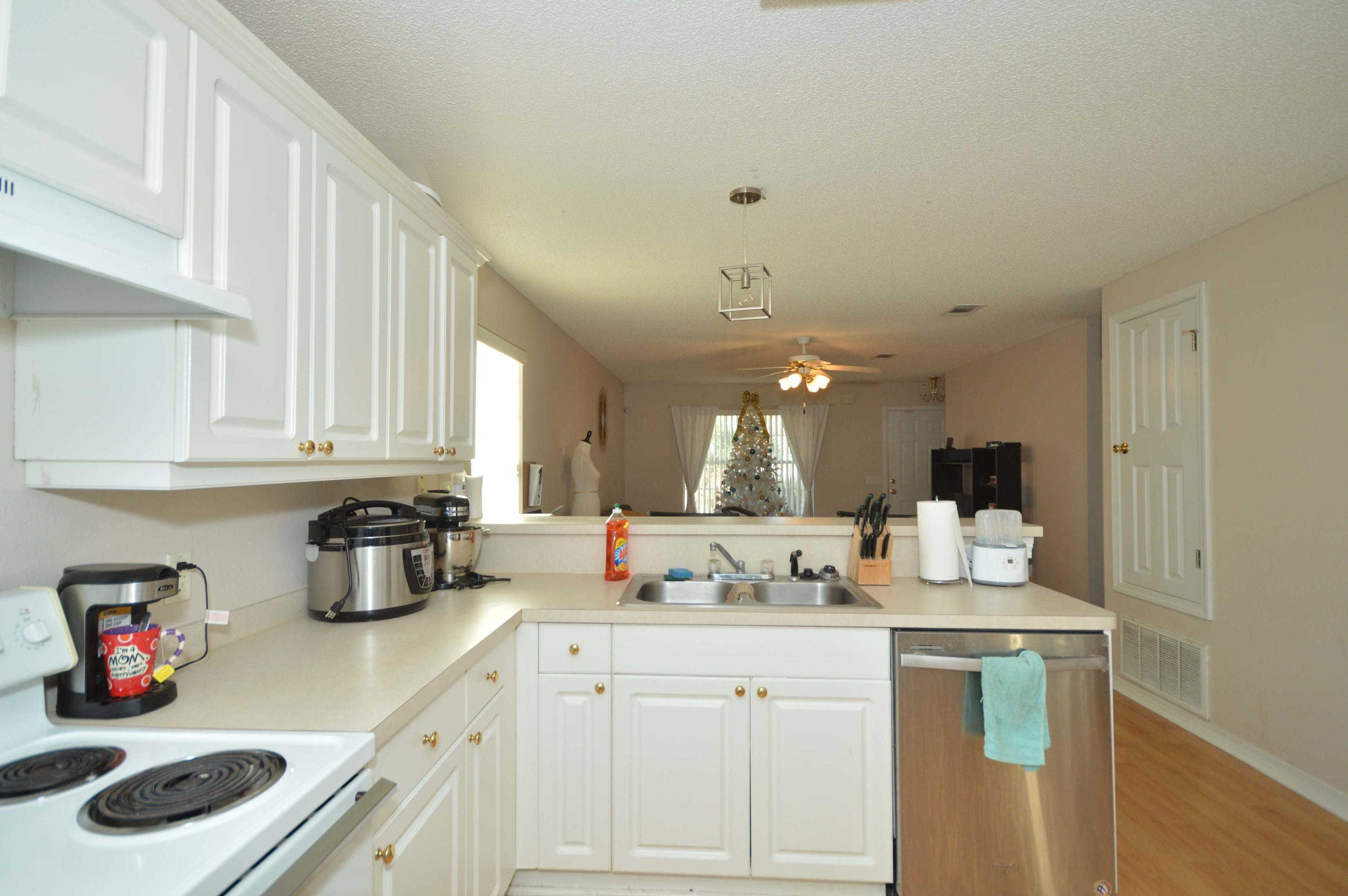 VINEYARD THE - Residential