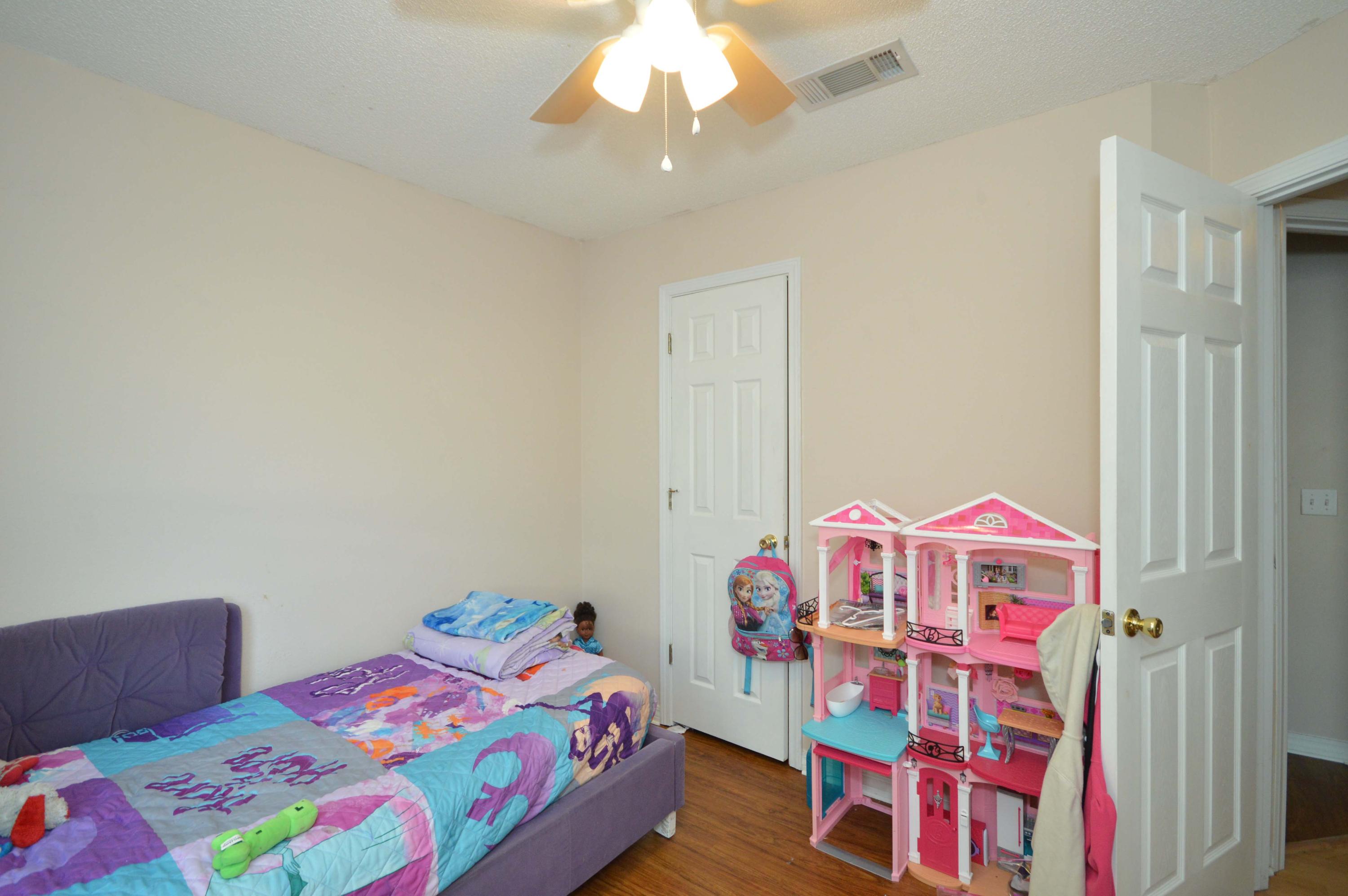 VINEYARD THE - Residential