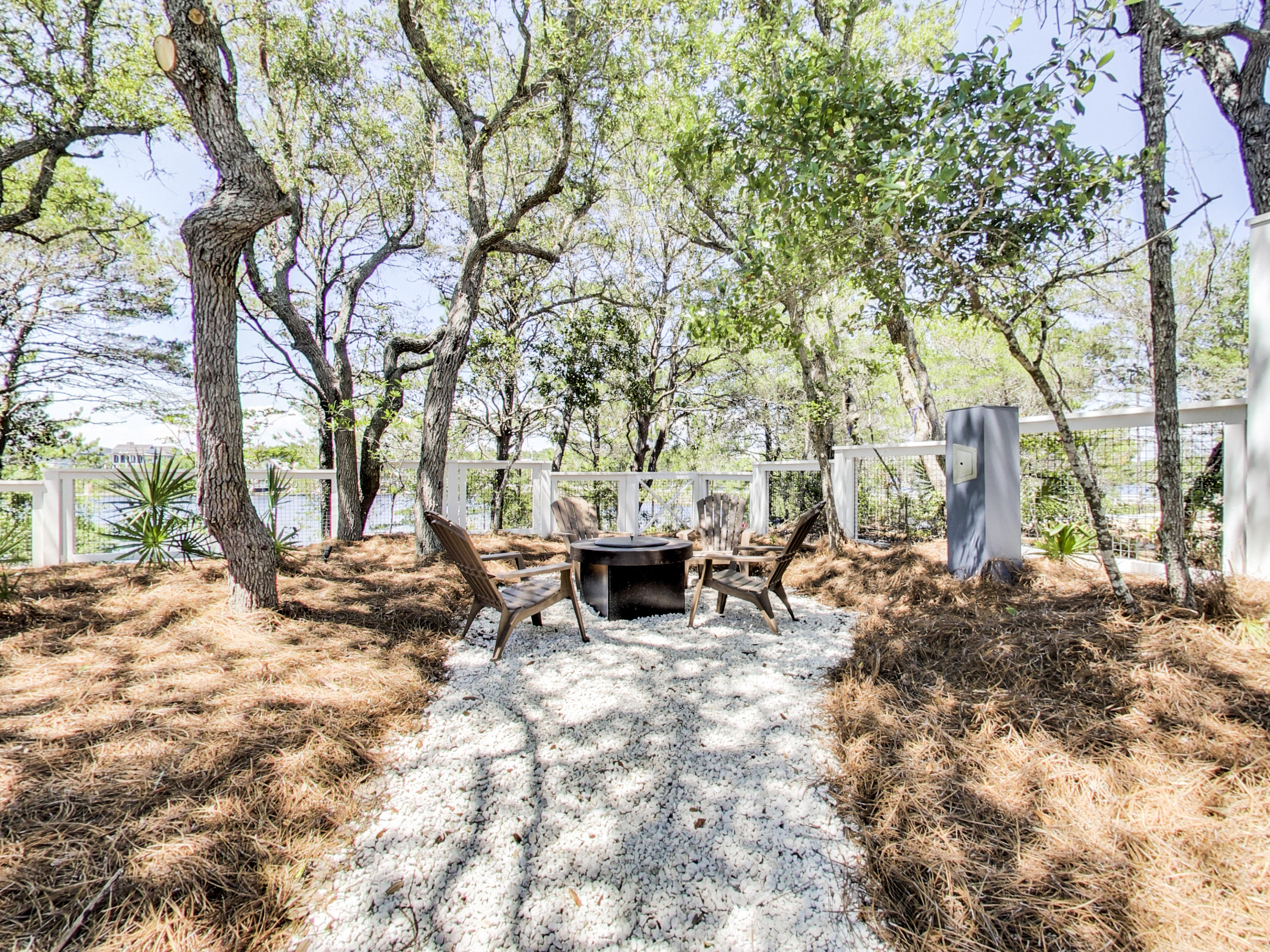 CAMP CREEK LAKE - Residential