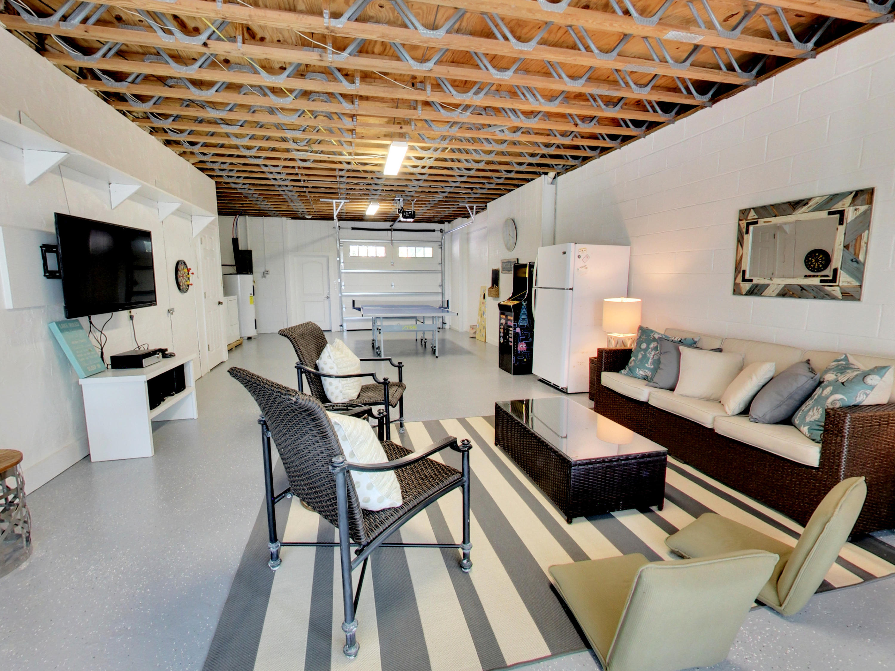 CAMP CREEK LAKE - Residential