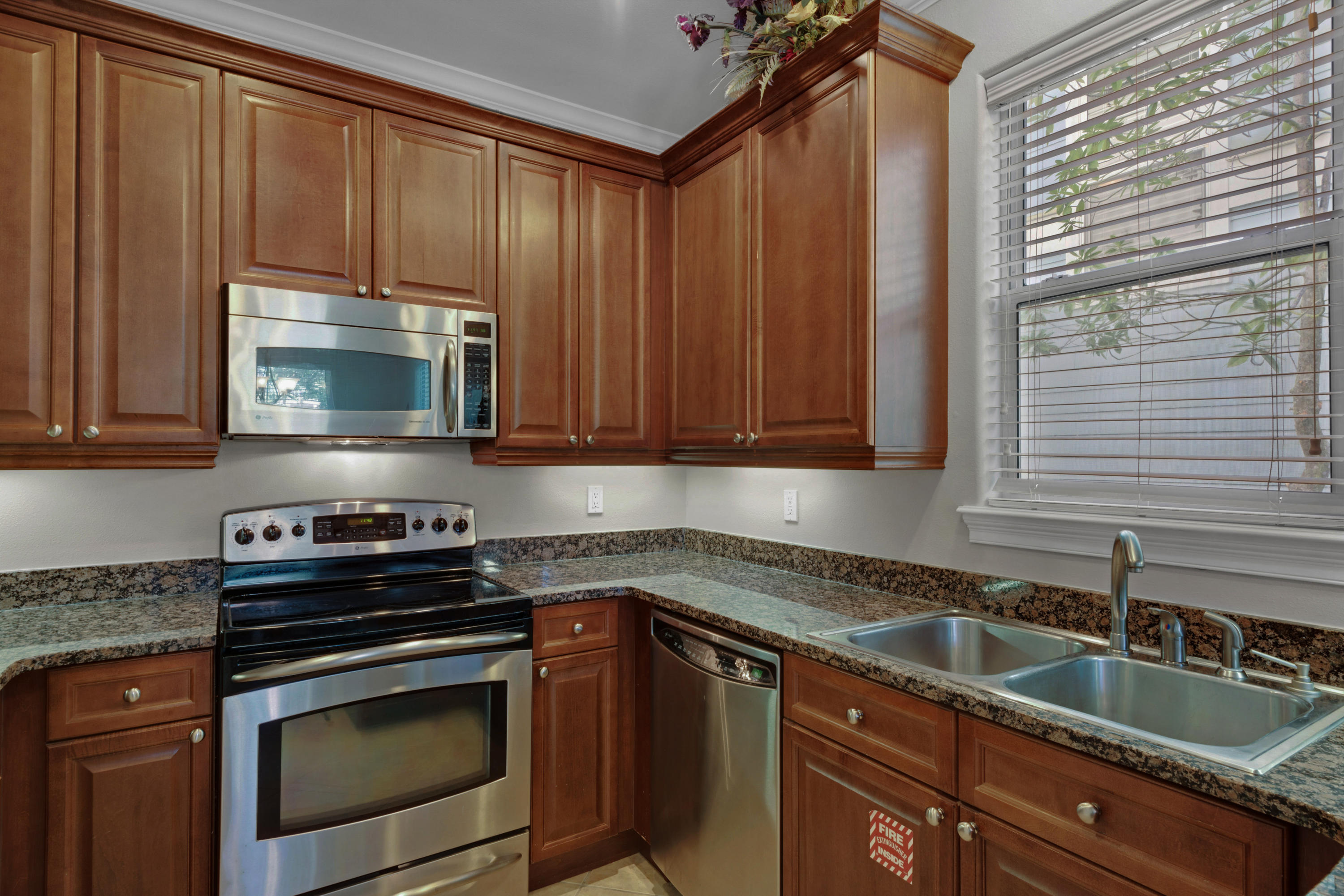 VILLAGES OF CRYSTAL BEACH - Residential