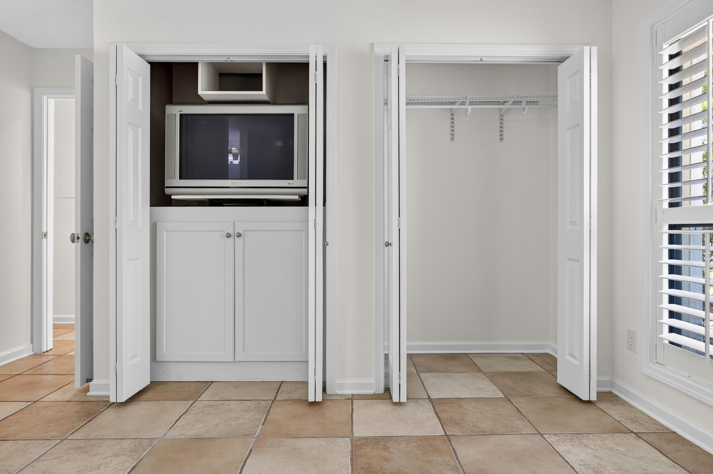 SANDPIPER VILLAGE CONDO - Residential