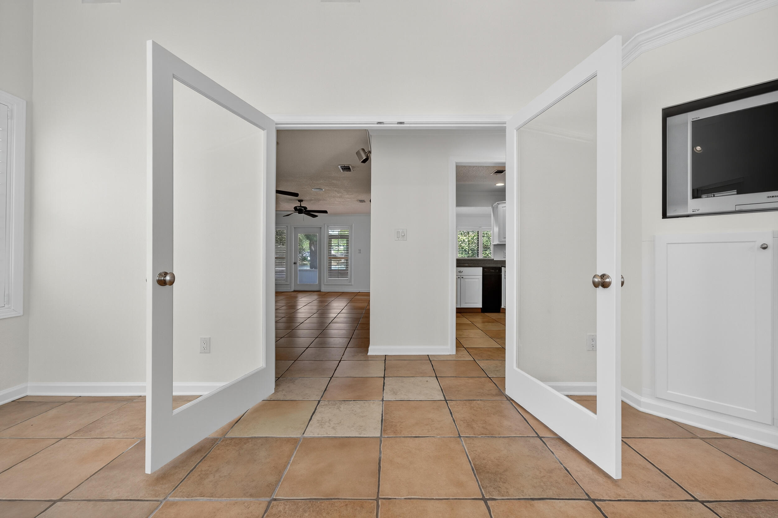 SANDPIPER VILLAGE CONDO - Residential