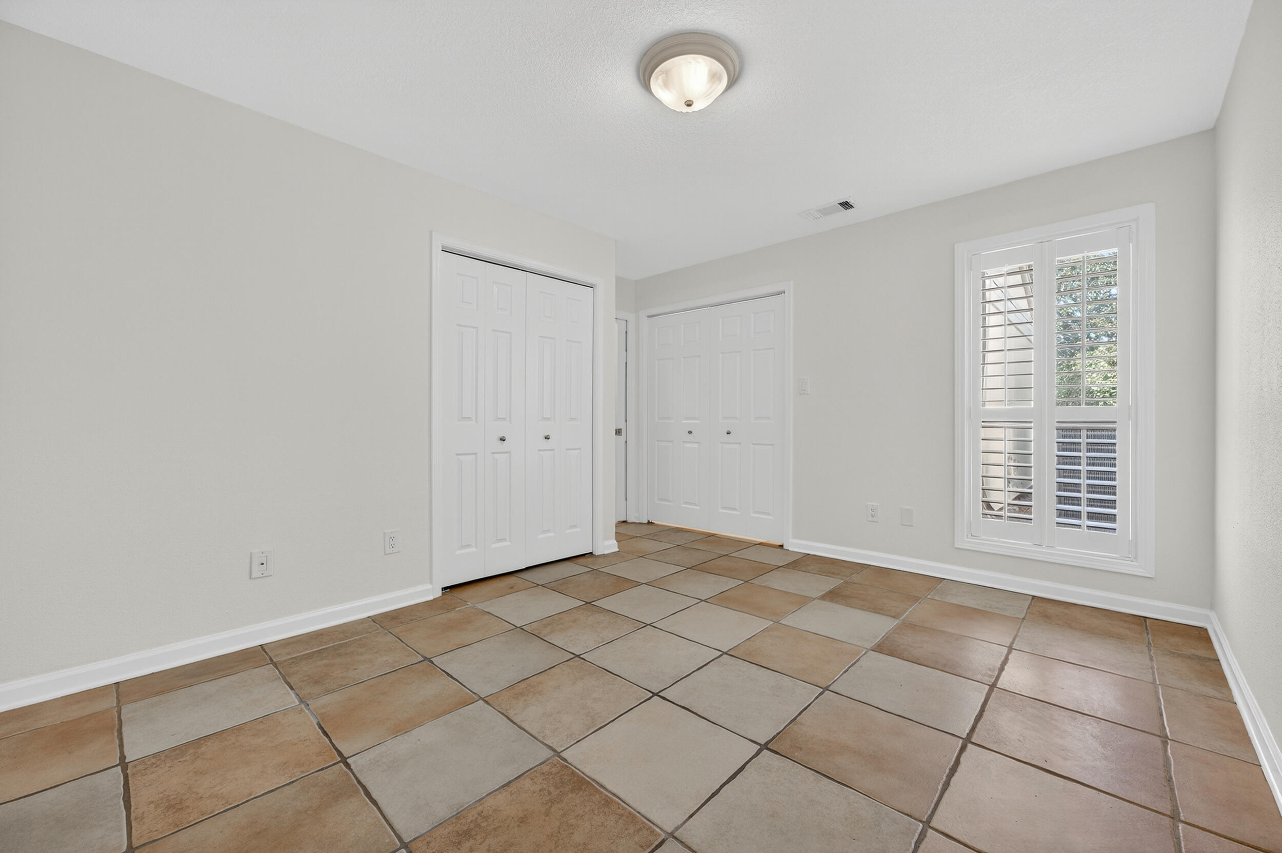 SANDPIPER VILLAGE CONDO - Residential