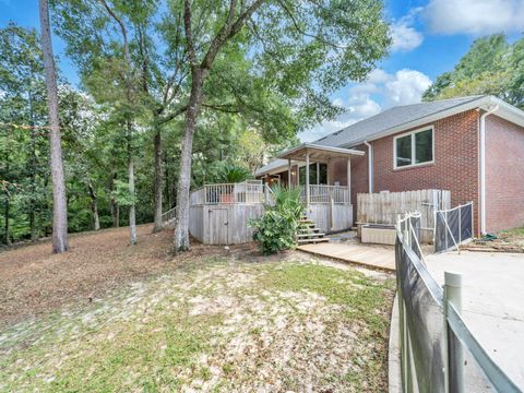 A home in Niceville