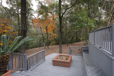 A home in Niceville