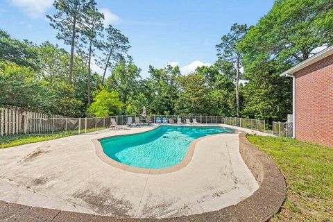 A home in Niceville