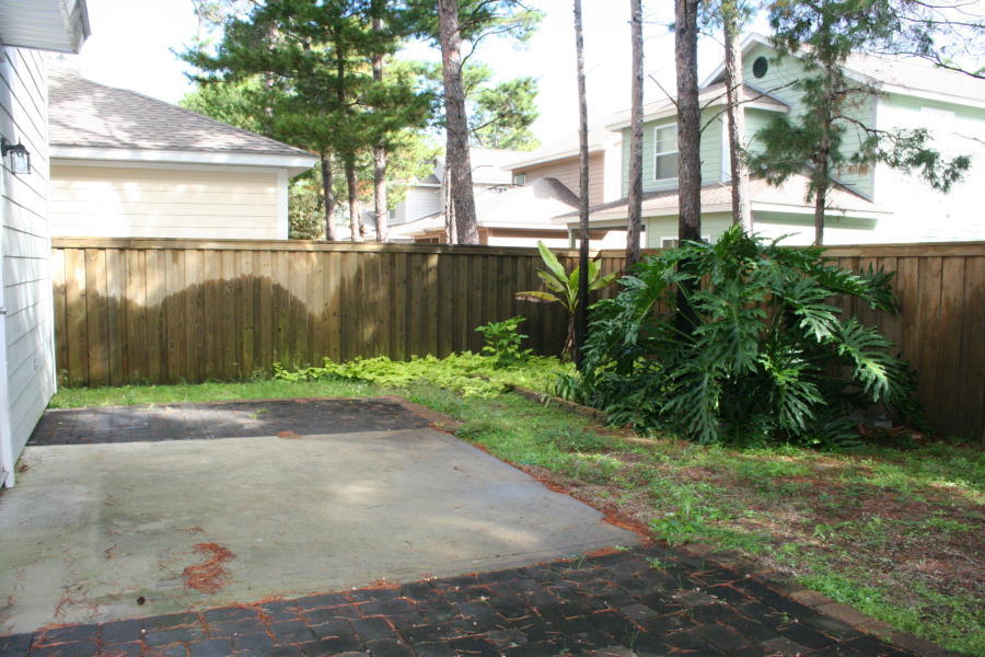 PLANTATION AT SANTA ROSA - Residential Lease