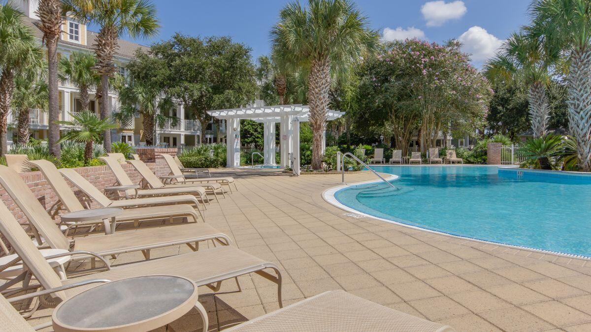 PILOT HOUSE - Residential