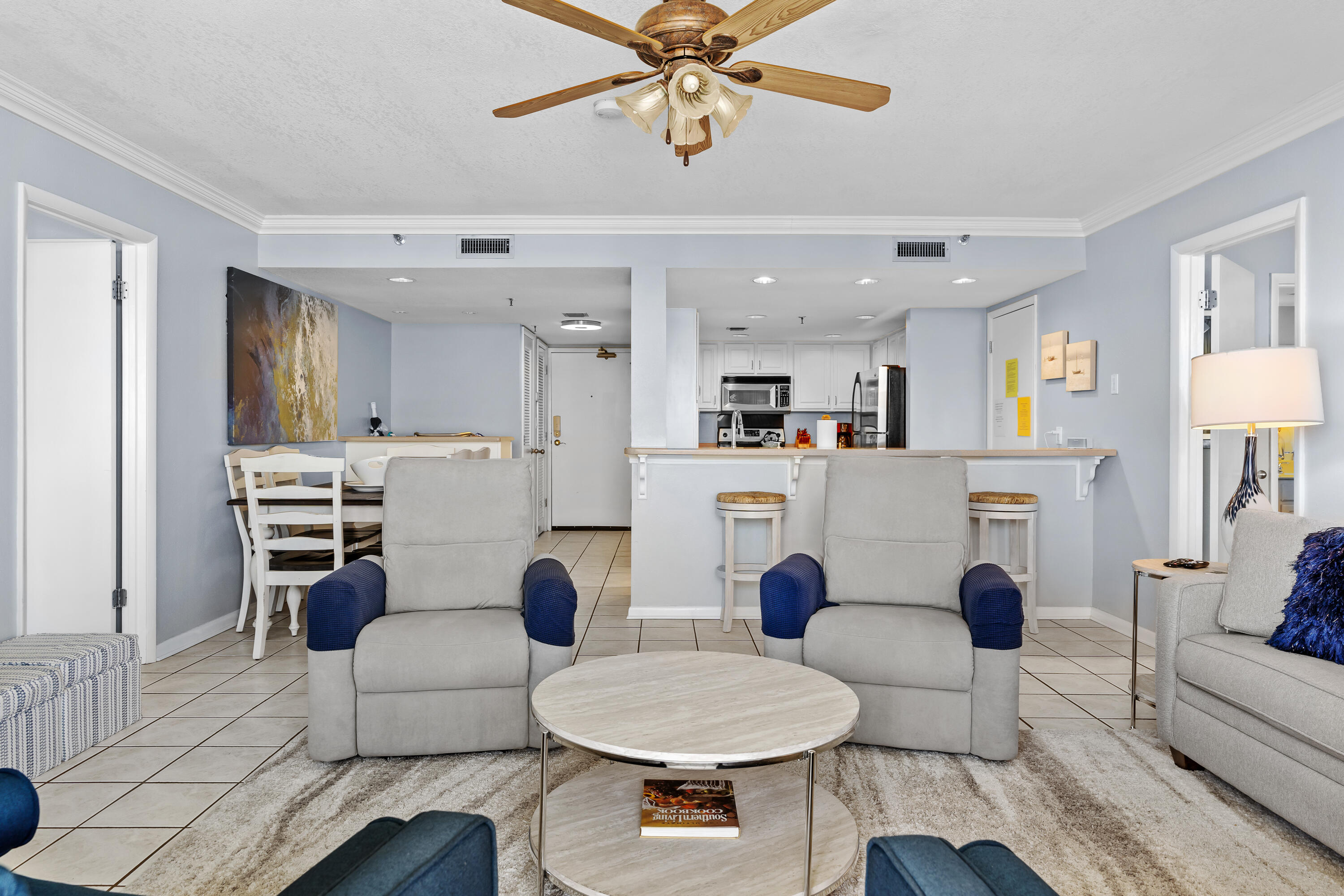 WATERVIEW TOWERS - Residential