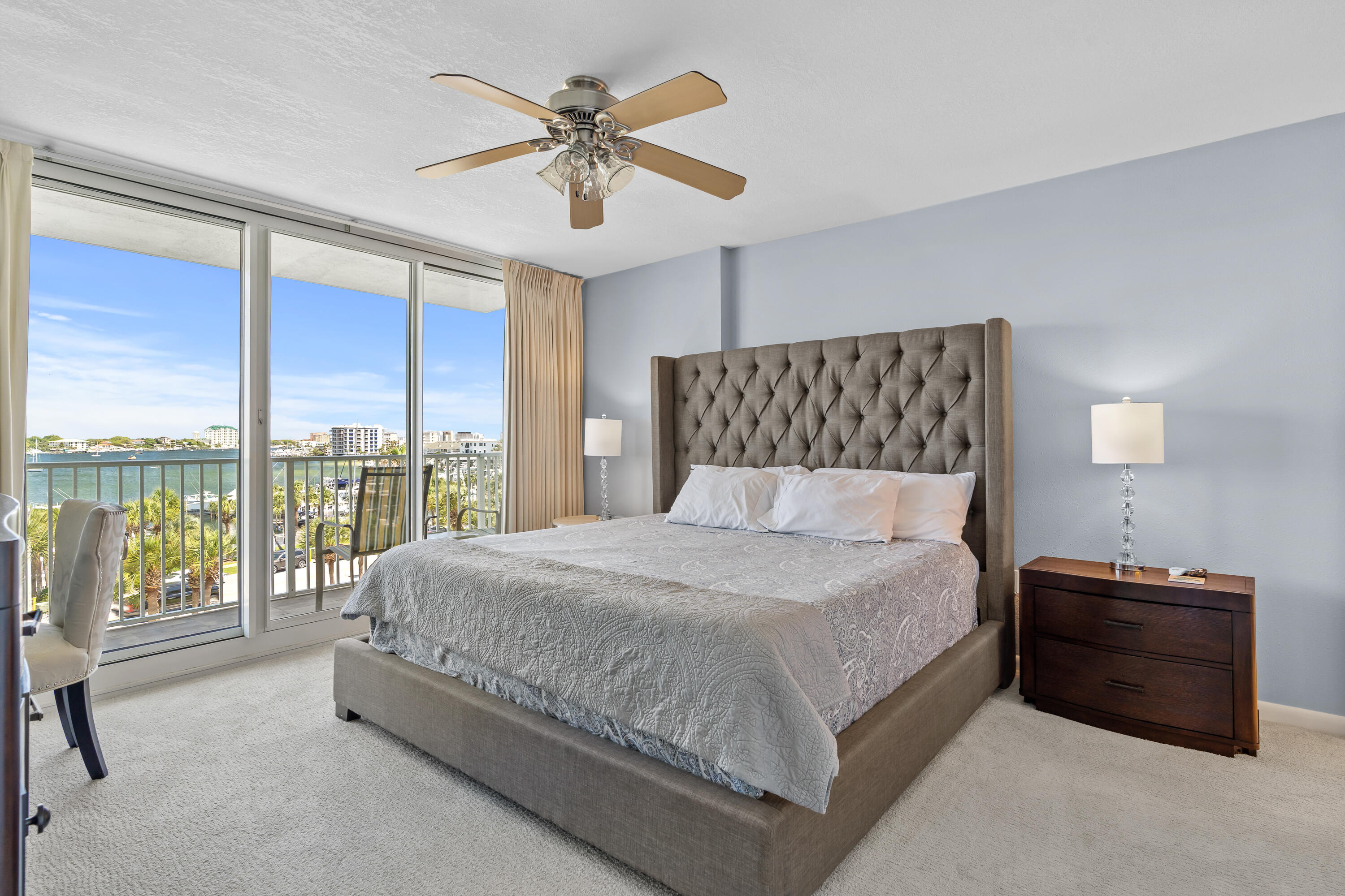 WATERVIEW TOWERS - Residential