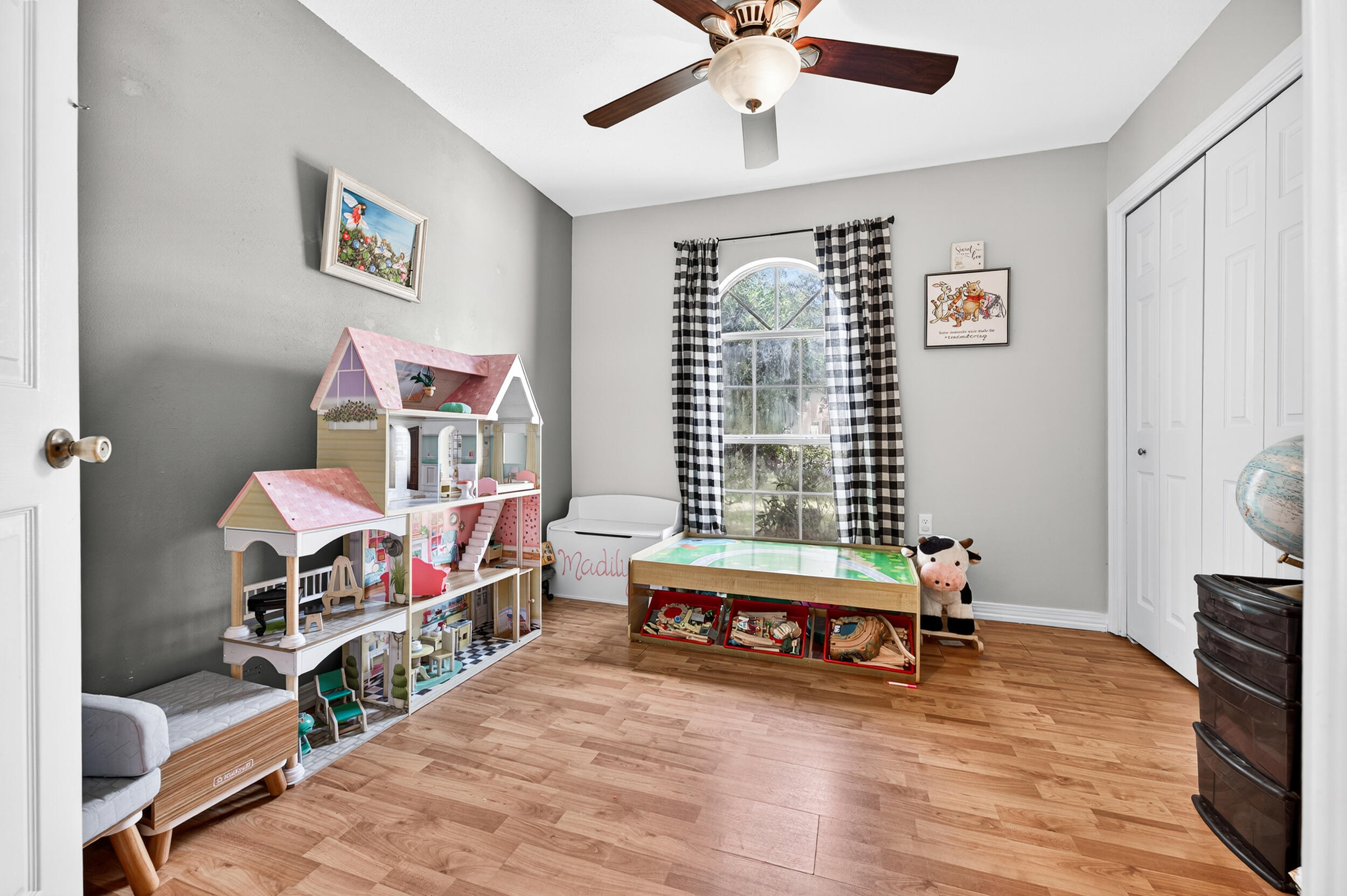 EMERALD GARDENS NORTH 1ST ADDN - Residential