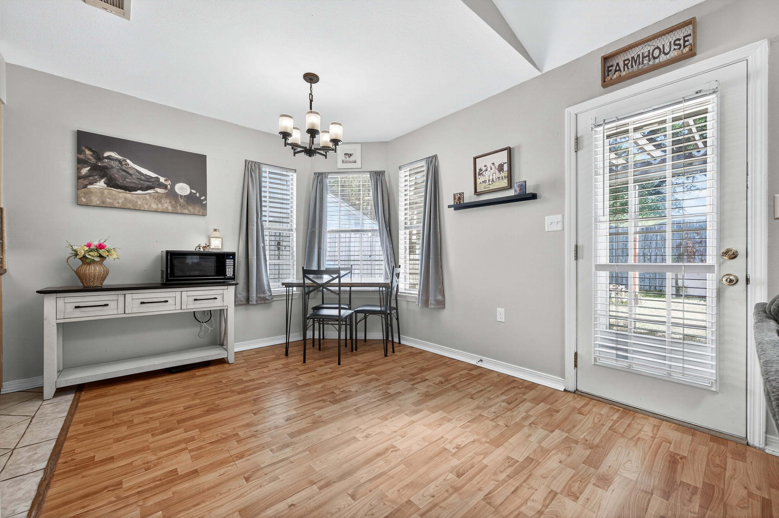 EMERALD GARDENS NORTH 1ST ADDN - Residential