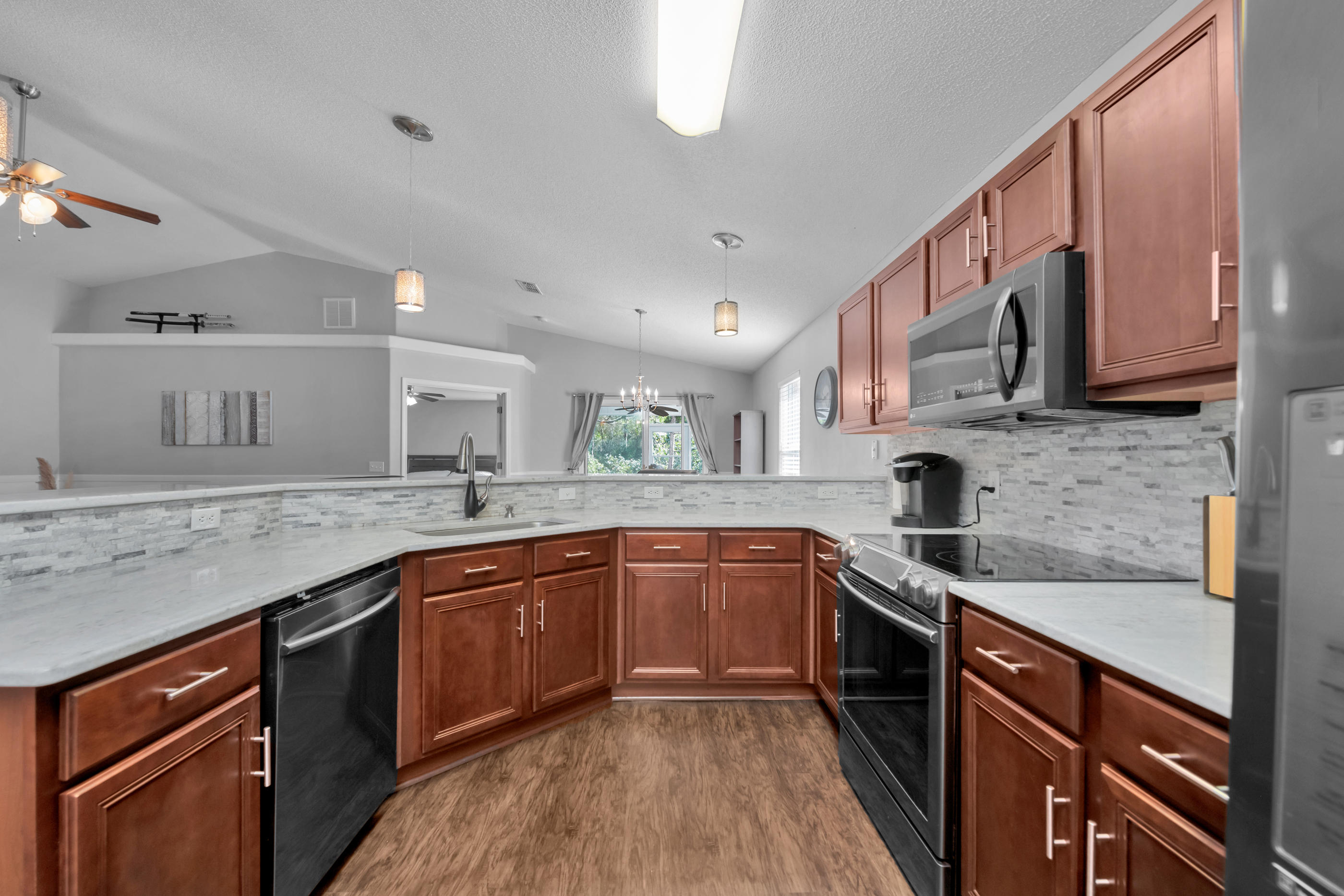 PROMISE CREEK - Residential