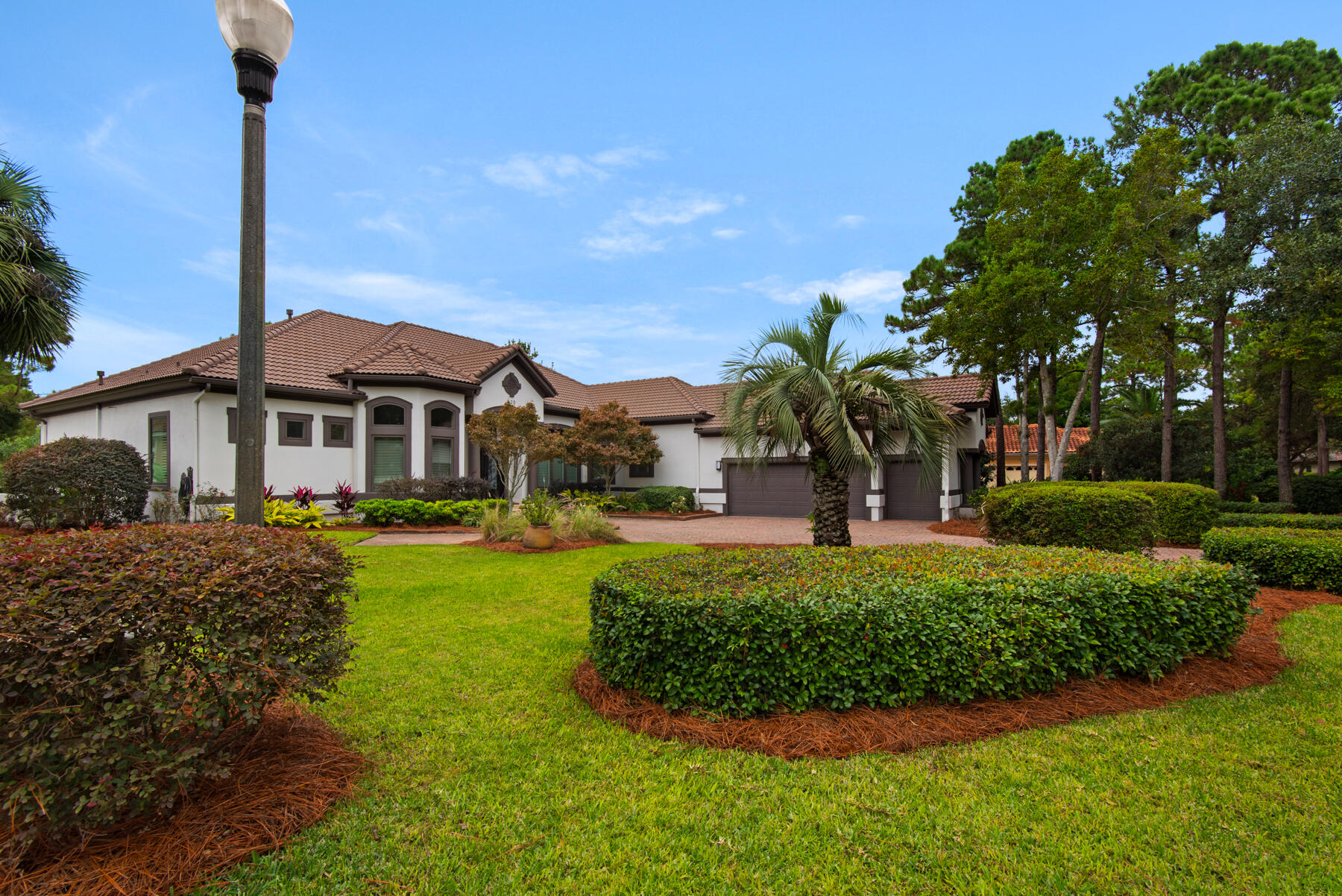 REGATTA BAY - Residential