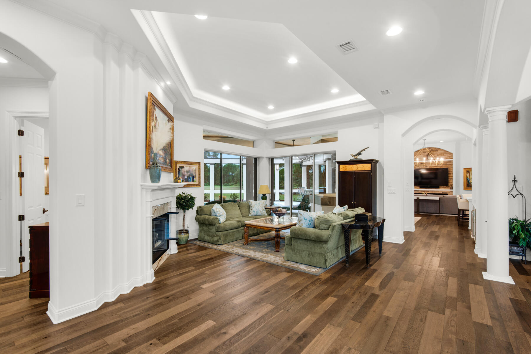 REGATTA BAY - Residential