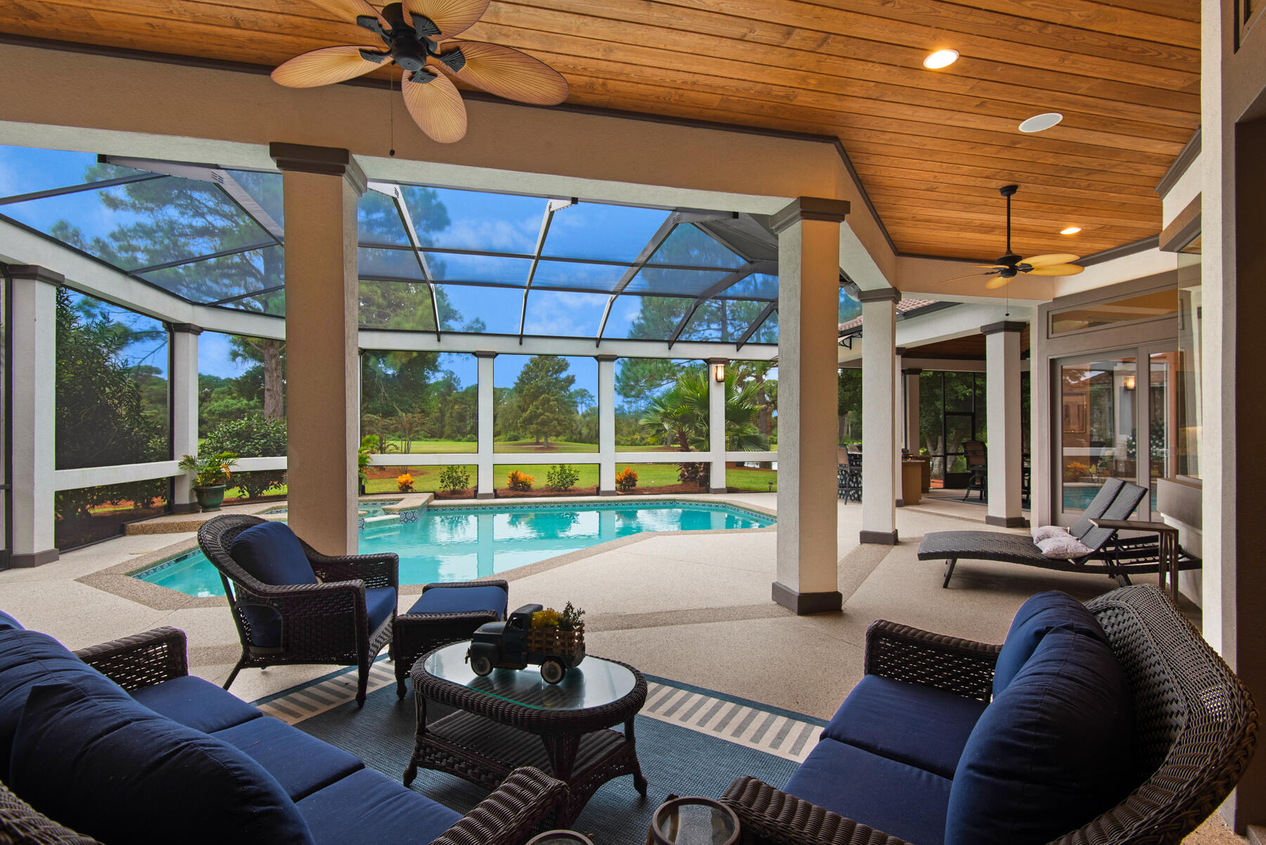 REGATTA BAY - Residential