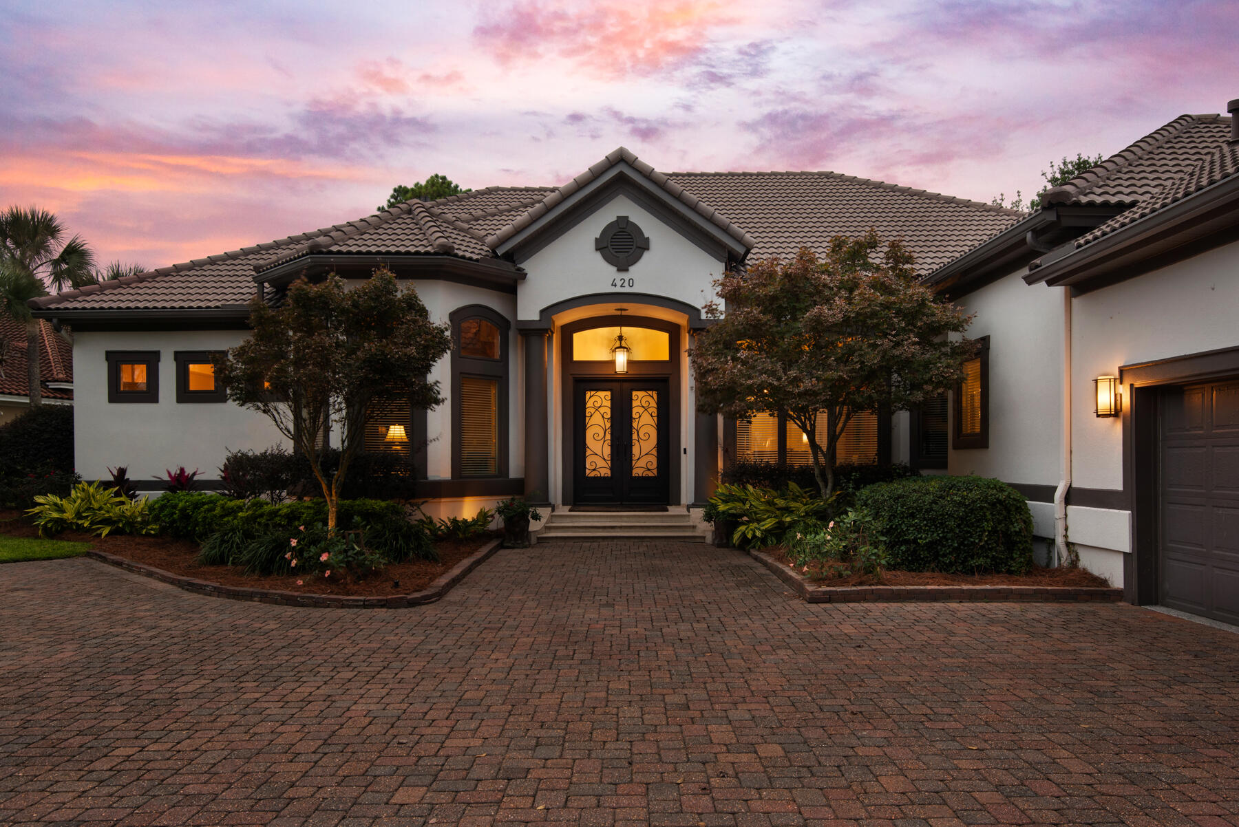 REGATTA BAY - Residential