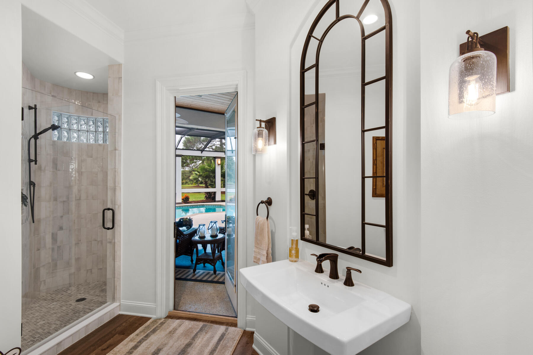 REGATTA BAY - Residential